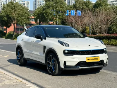 Lynk & Co 05