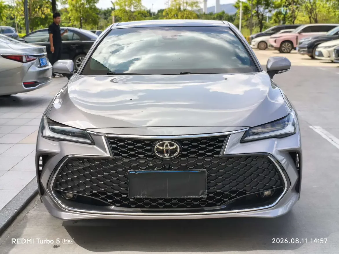 Toyota Avalon (asian dragon)