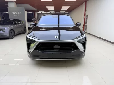 NIO ES8
