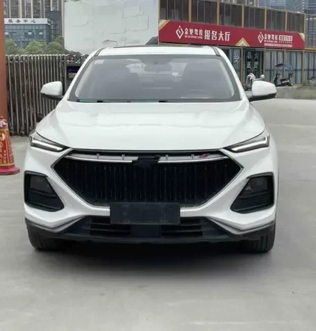 Oshan Changan Auchan X5
