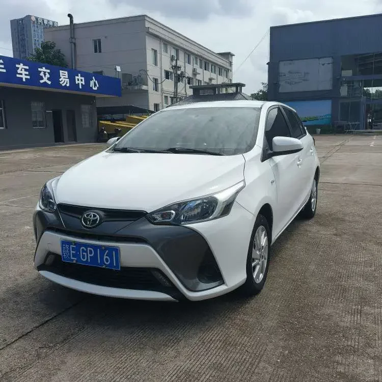 Toyota Yaris L
