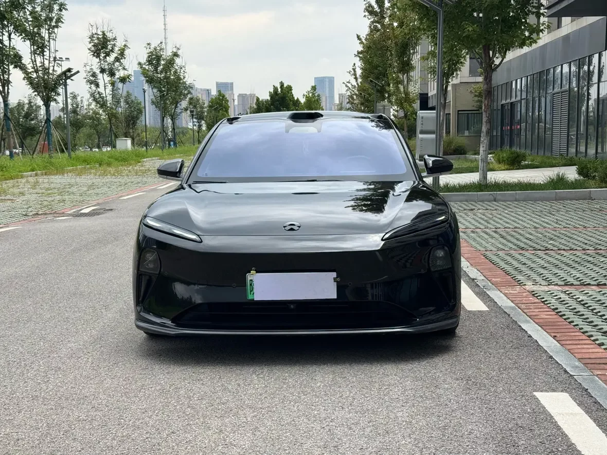 NIO ET5T