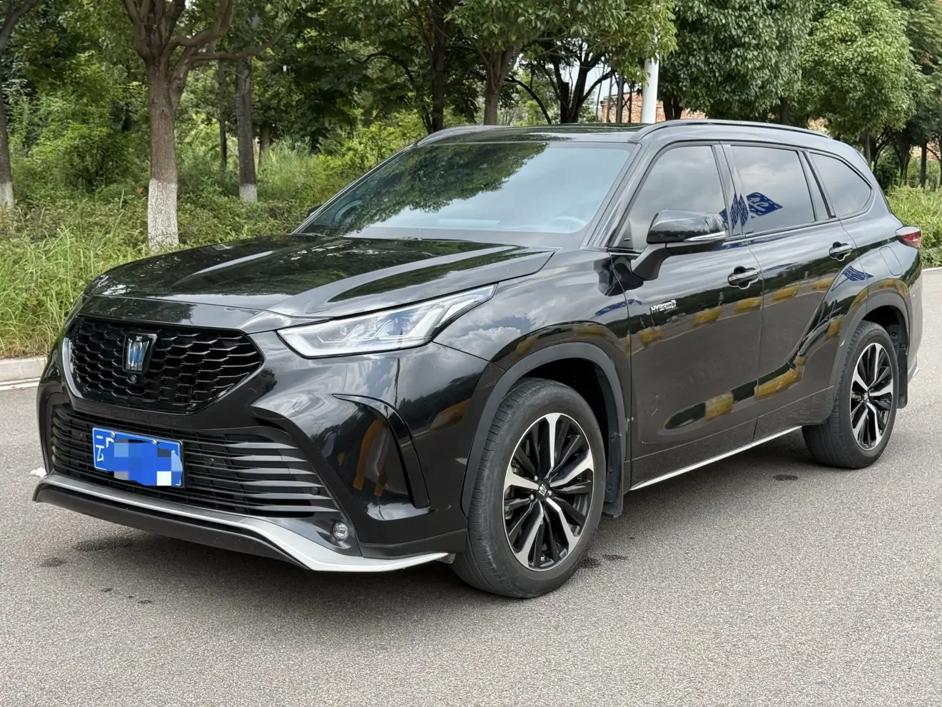 Toyota Crown Kluger