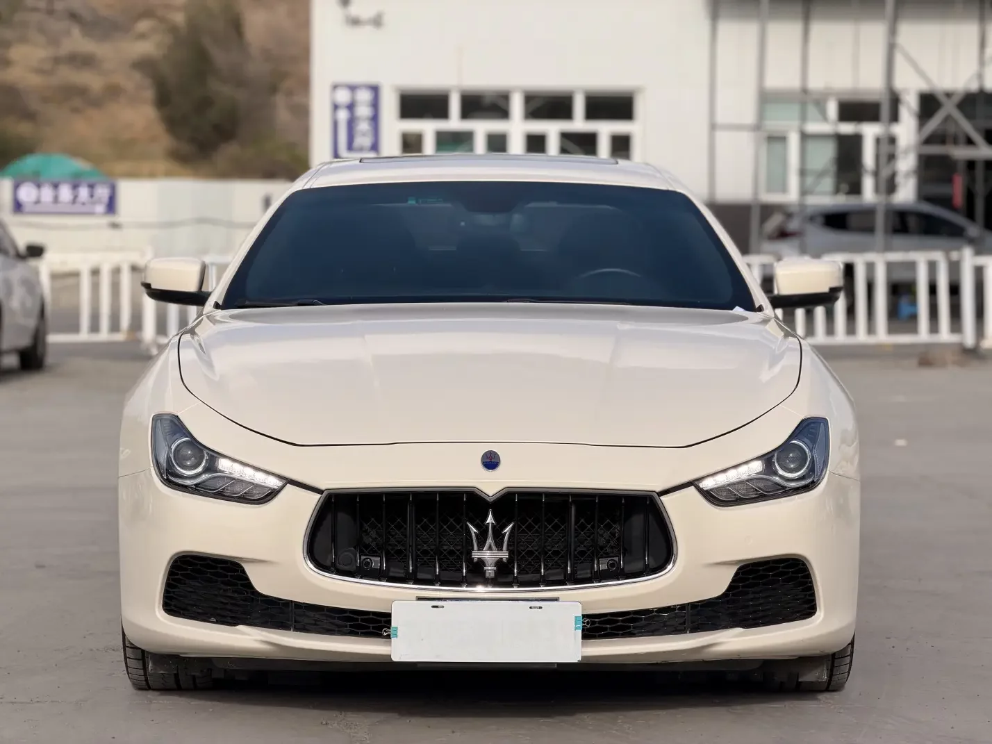 Maserati Ghibli