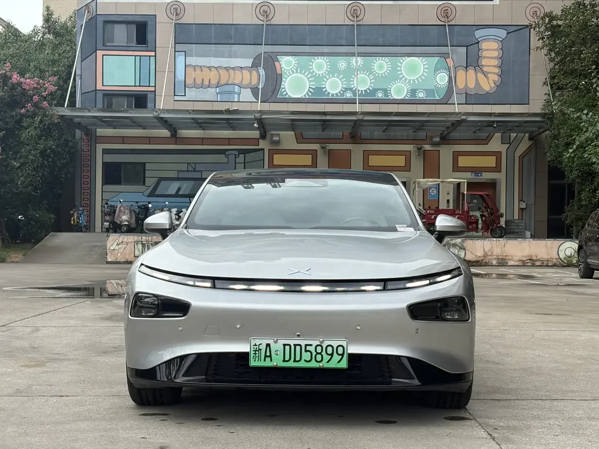 Xpeng P7