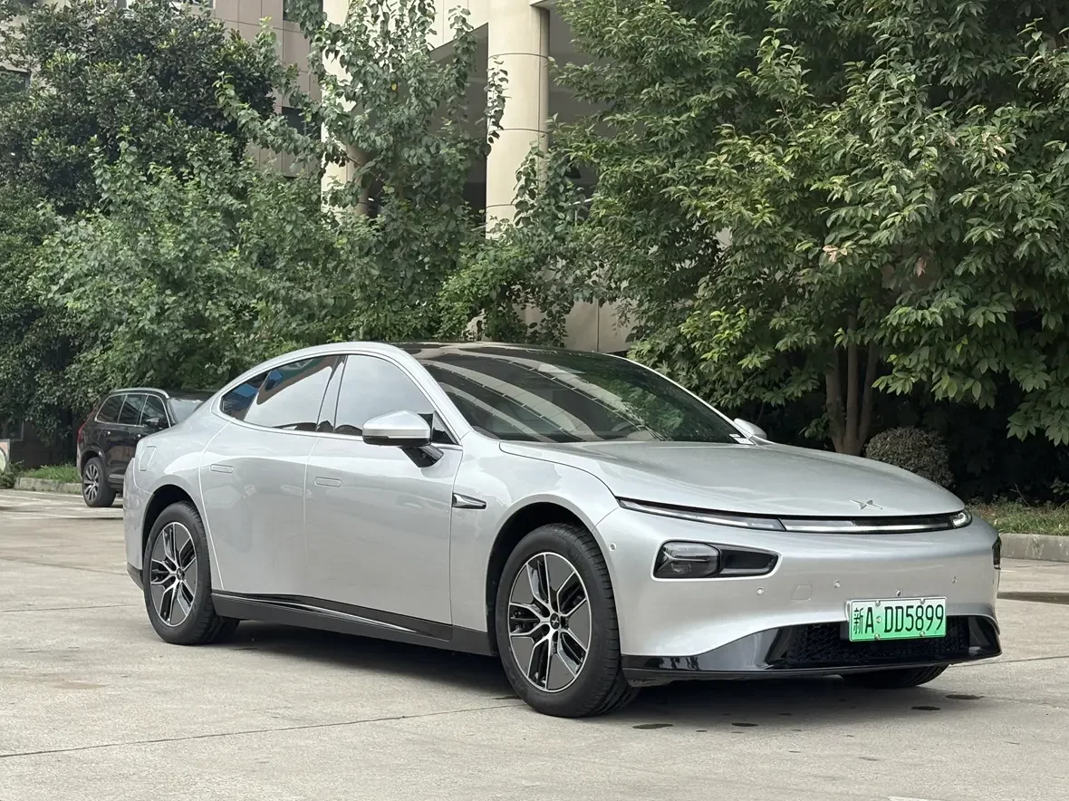 Xpeng P7