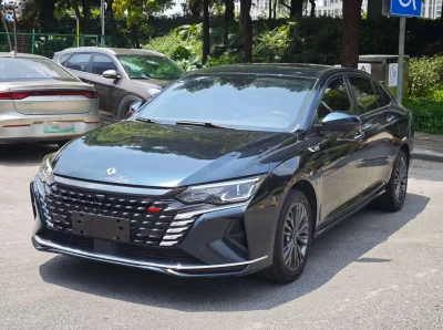 Dongfeng Yixuan MAX