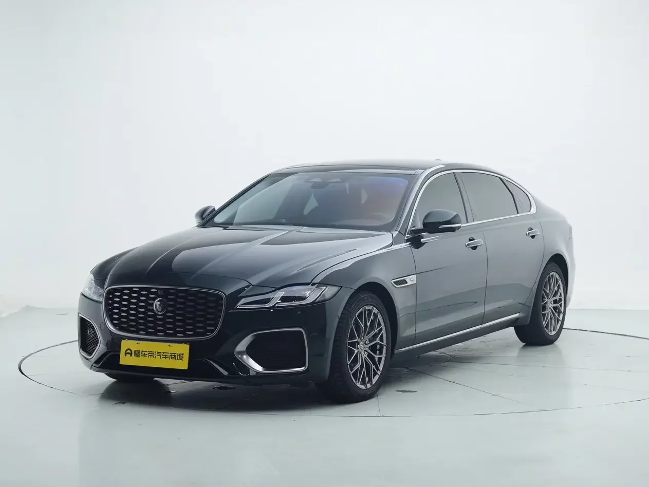 Jaguar XFL