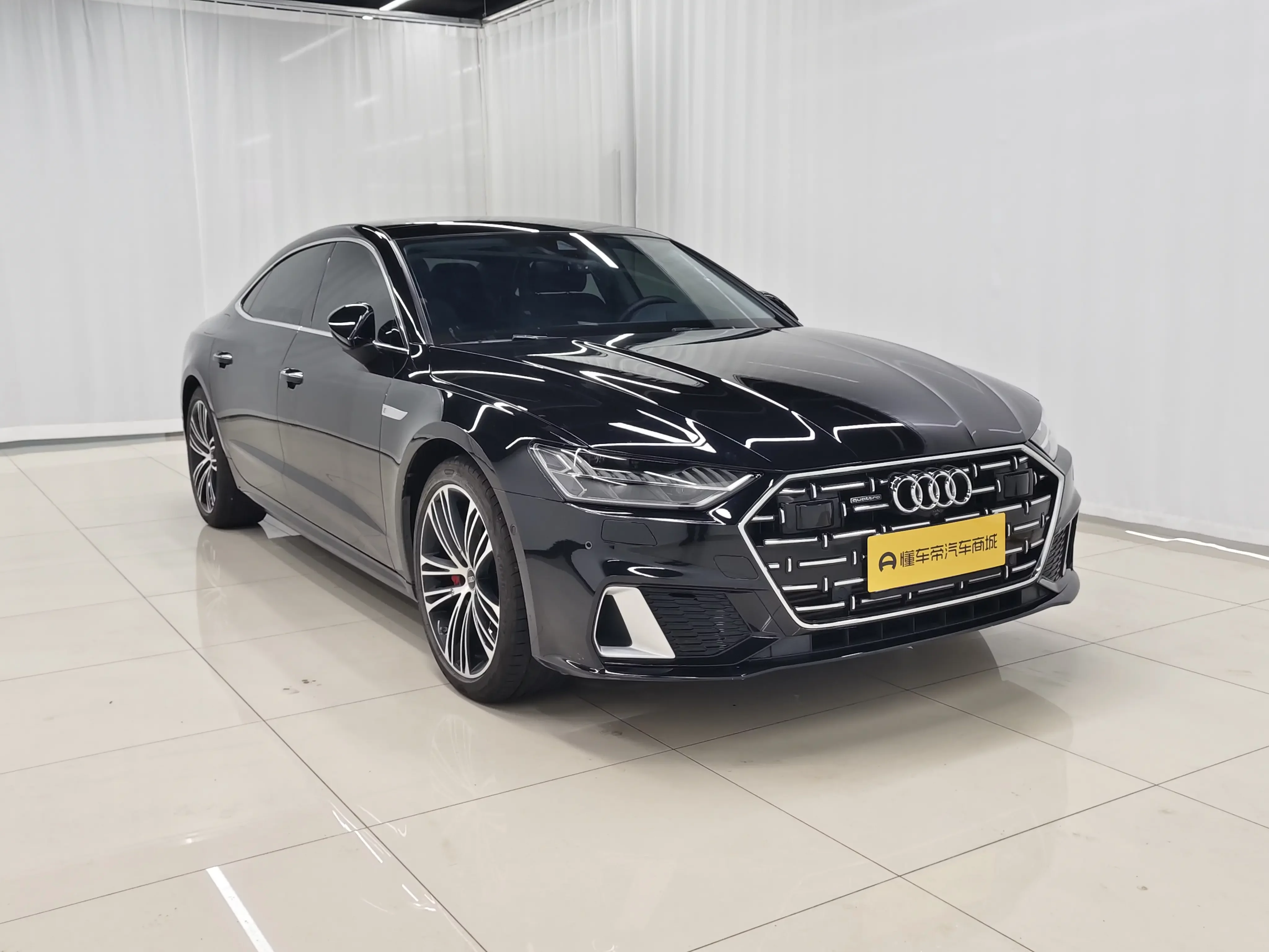 Audi A7L