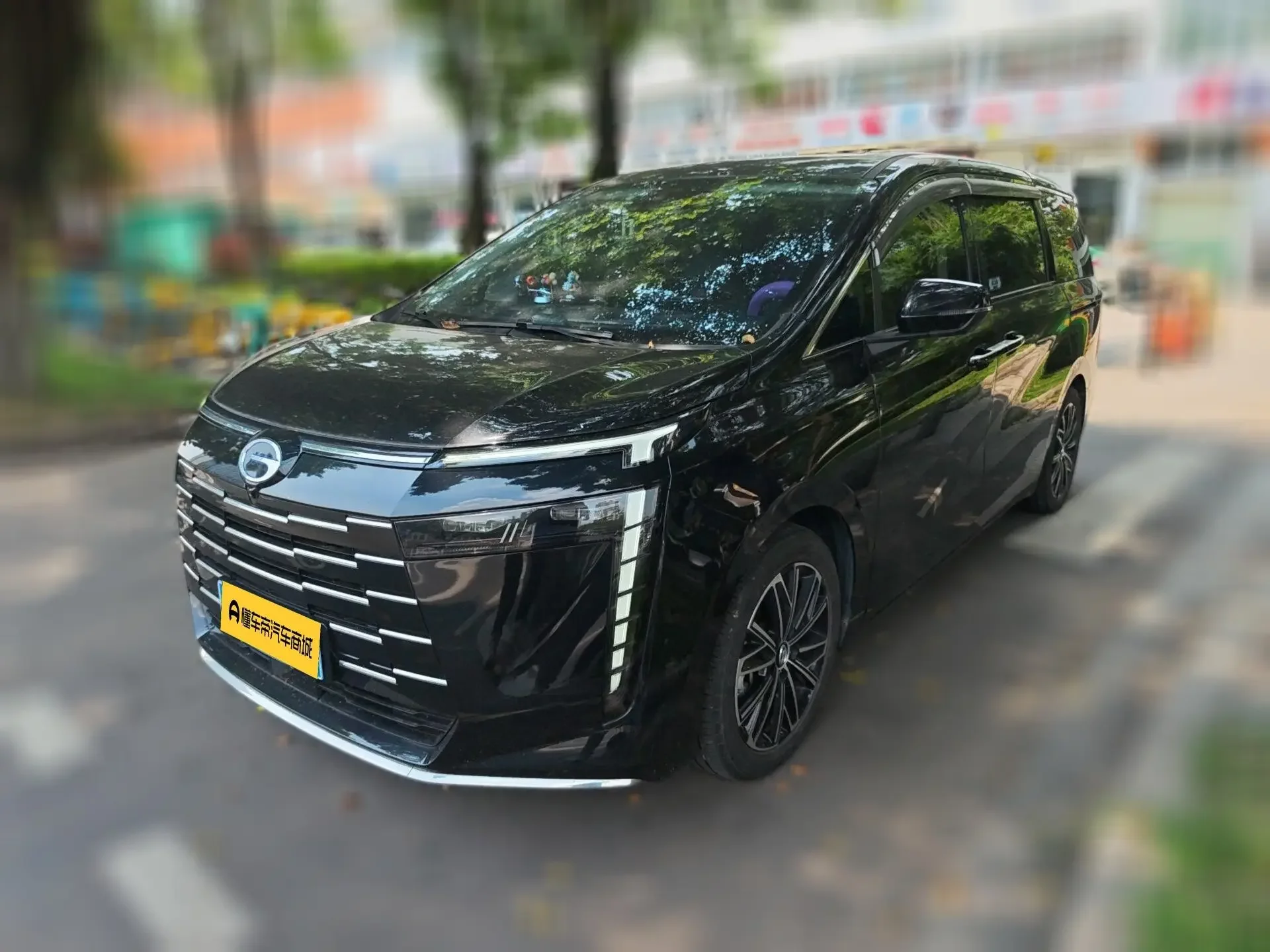 GAC Trumpchi E8