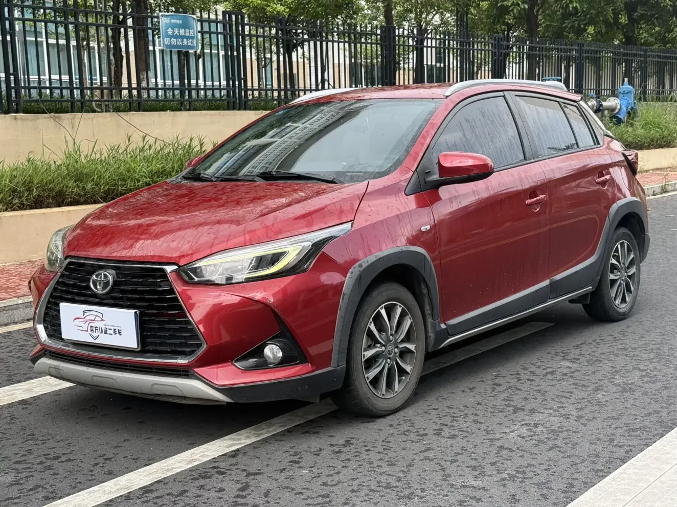 Toyota Yaris L