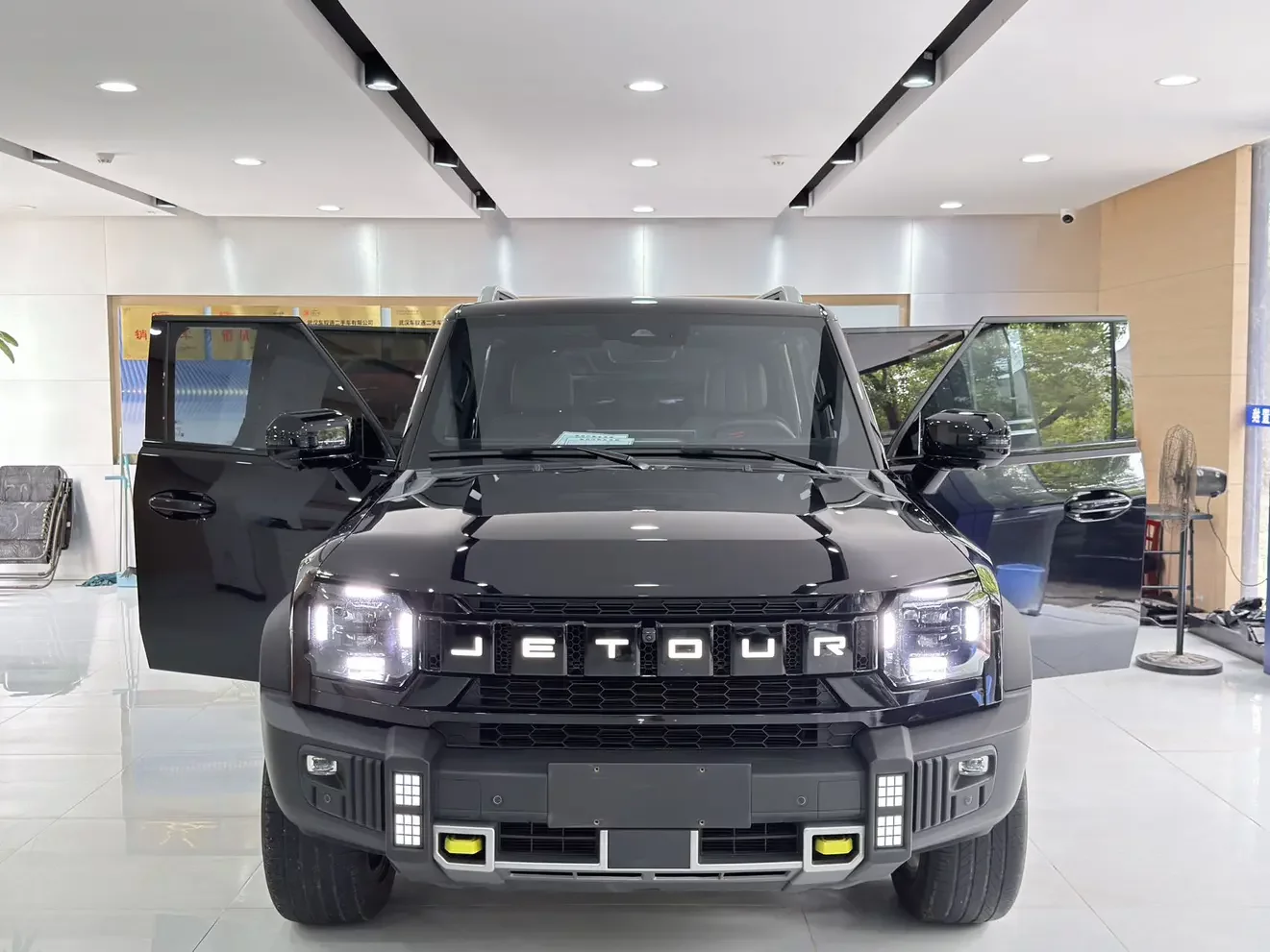 Jietu Shanhai Jetour Traveler C-DM
