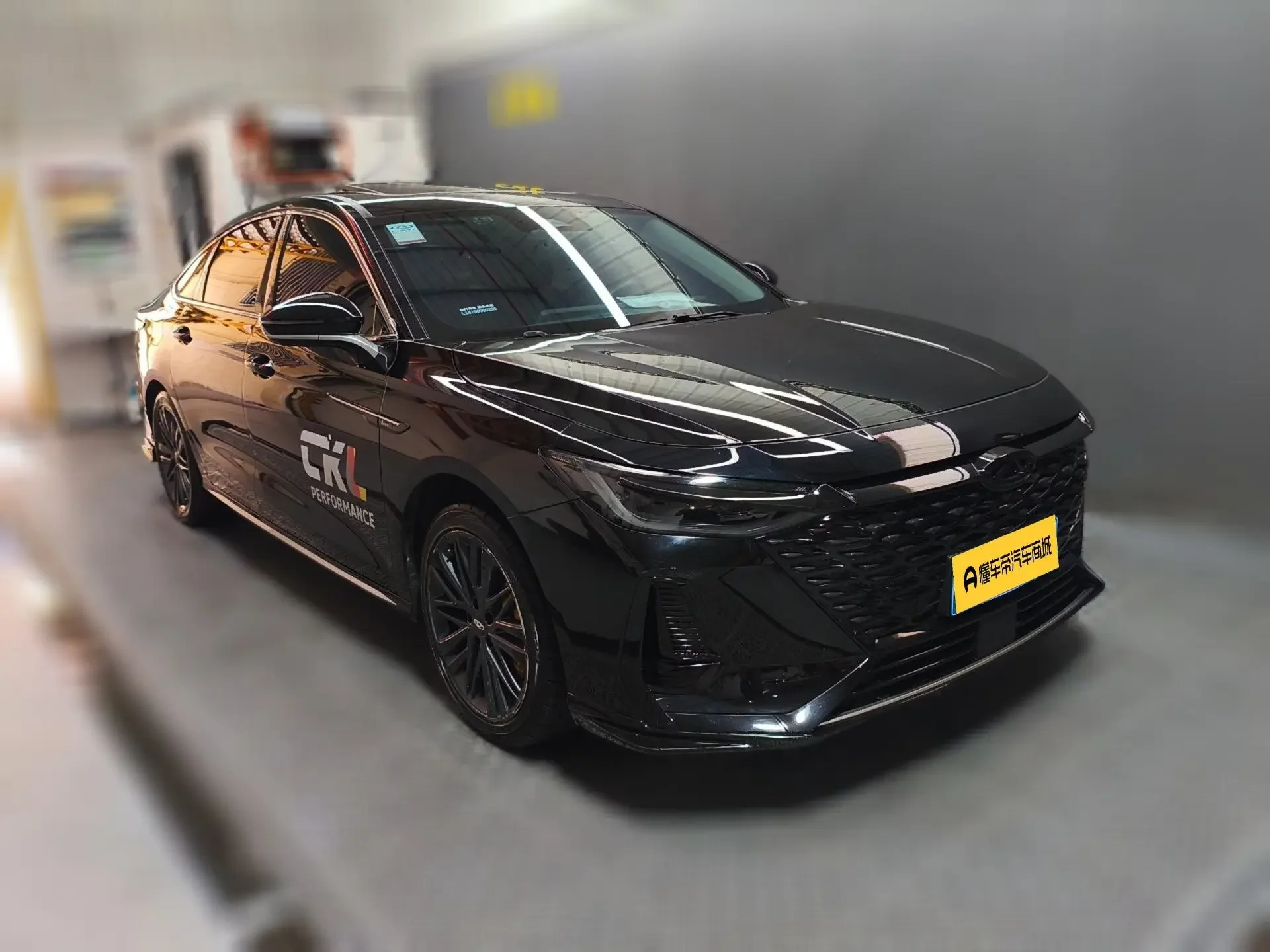 Chery Arrizo 8