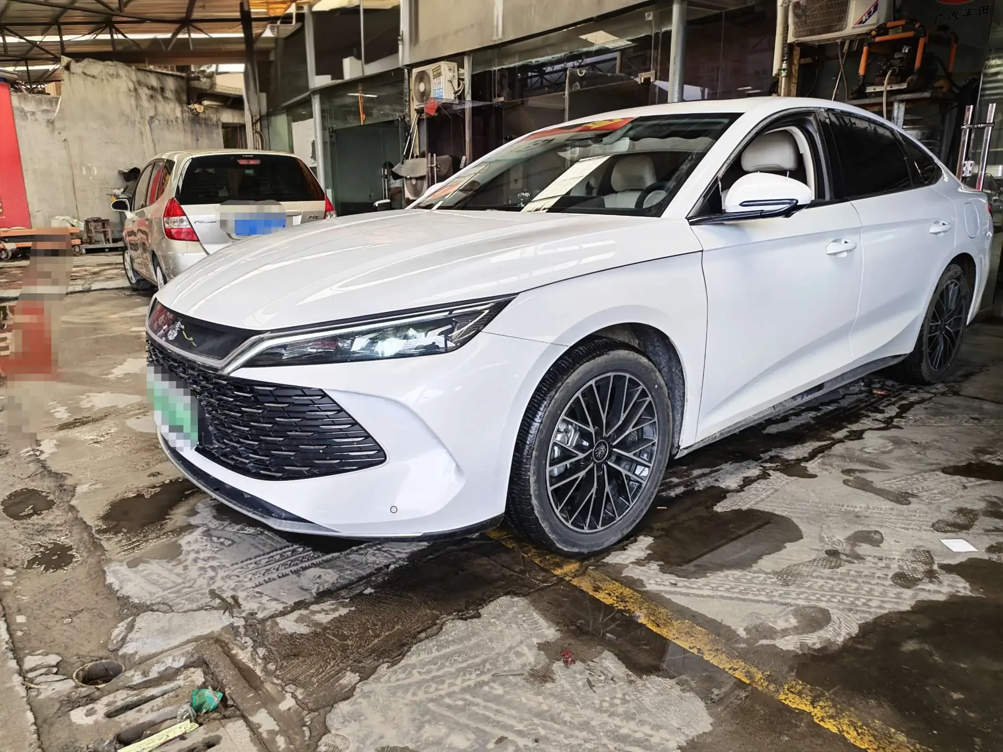BYD Qin L DM