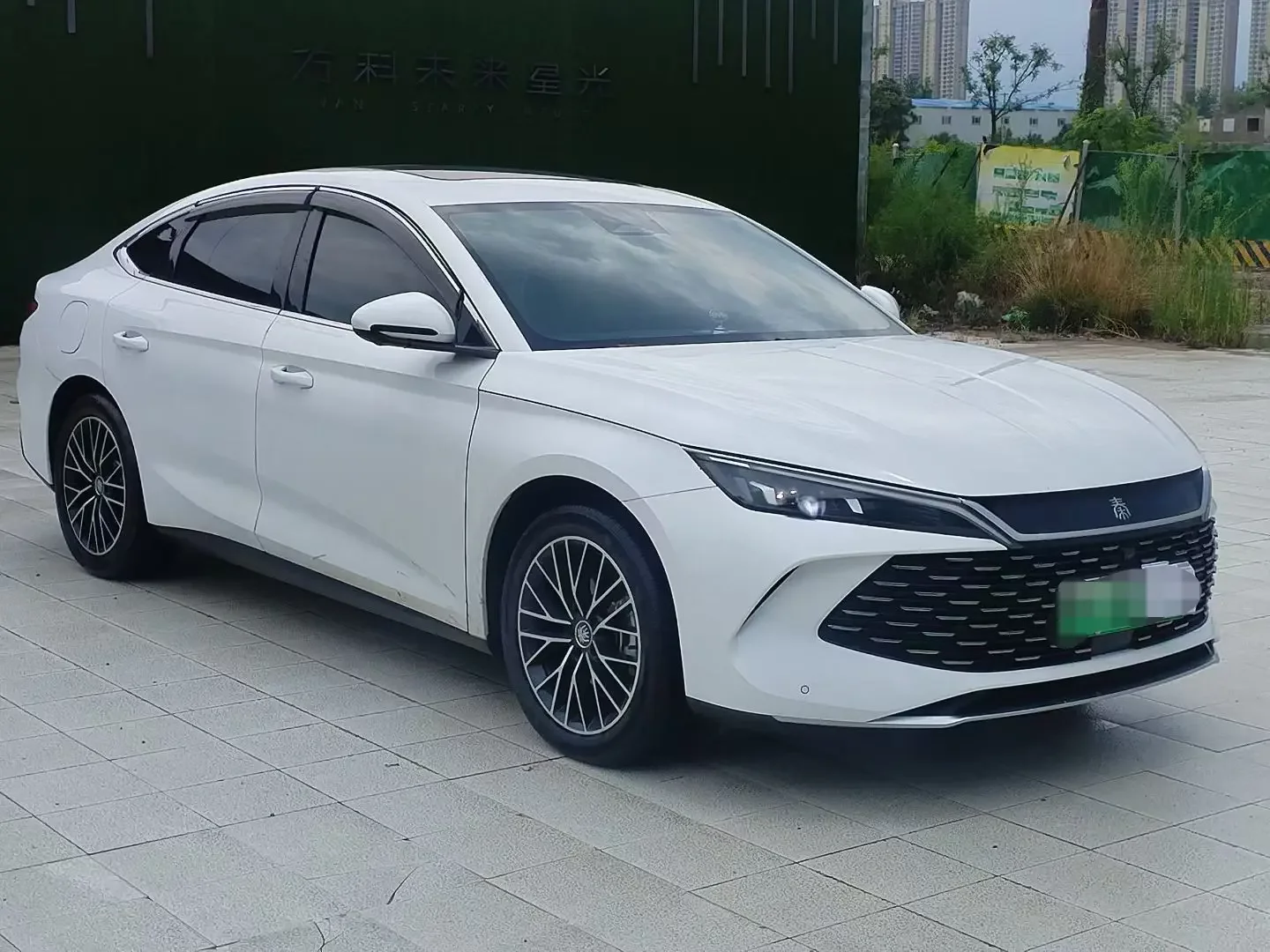 BYD Qin L DM