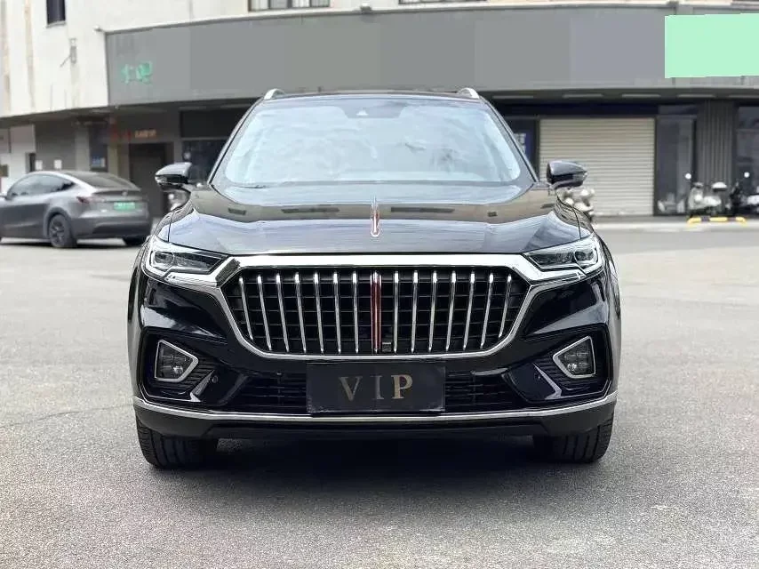 Hongqi HS5