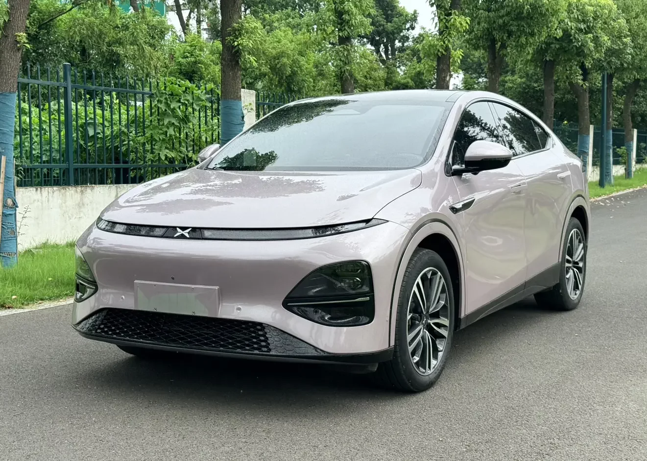 Xpeng G6