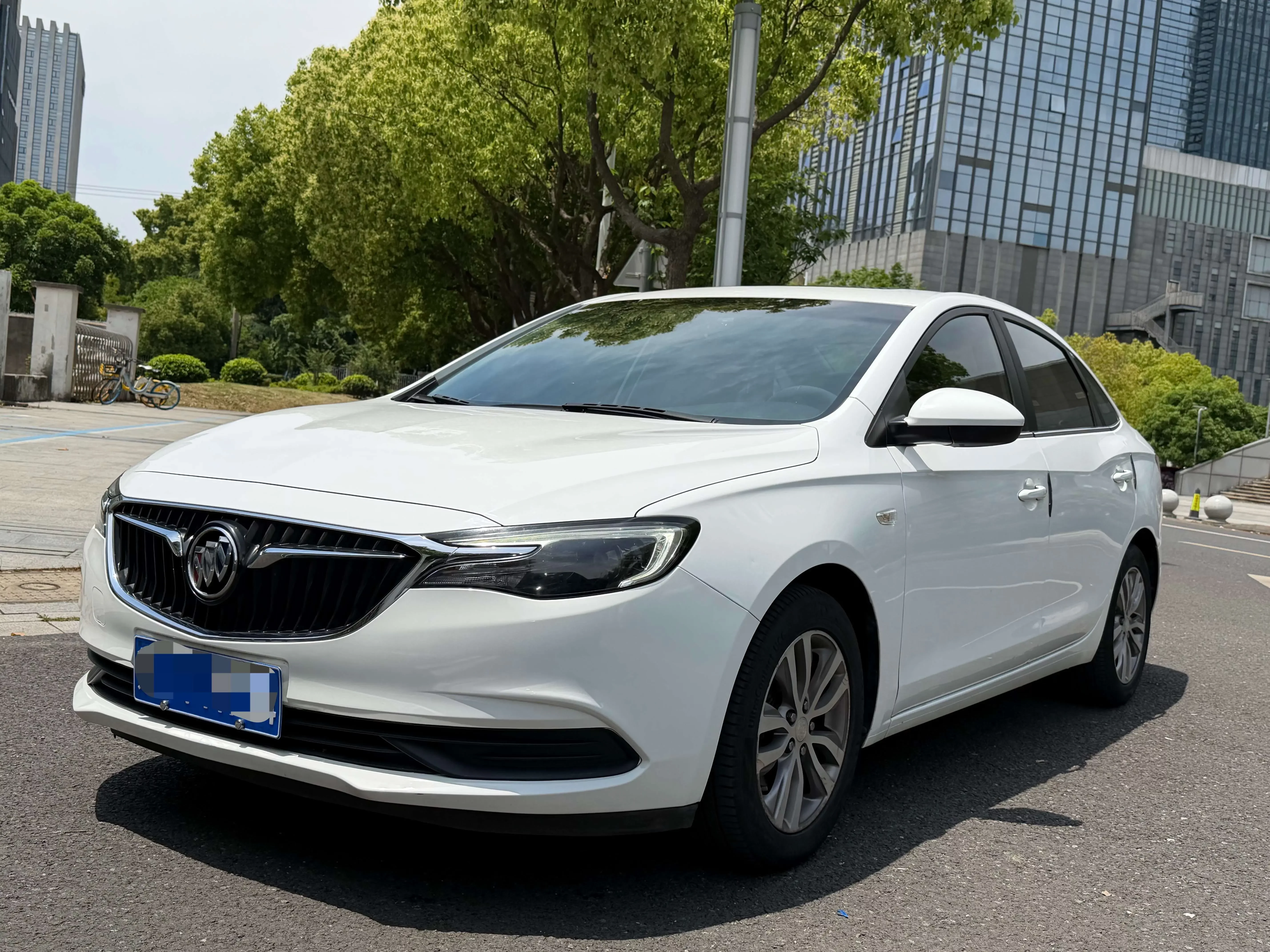Buick Yinglang