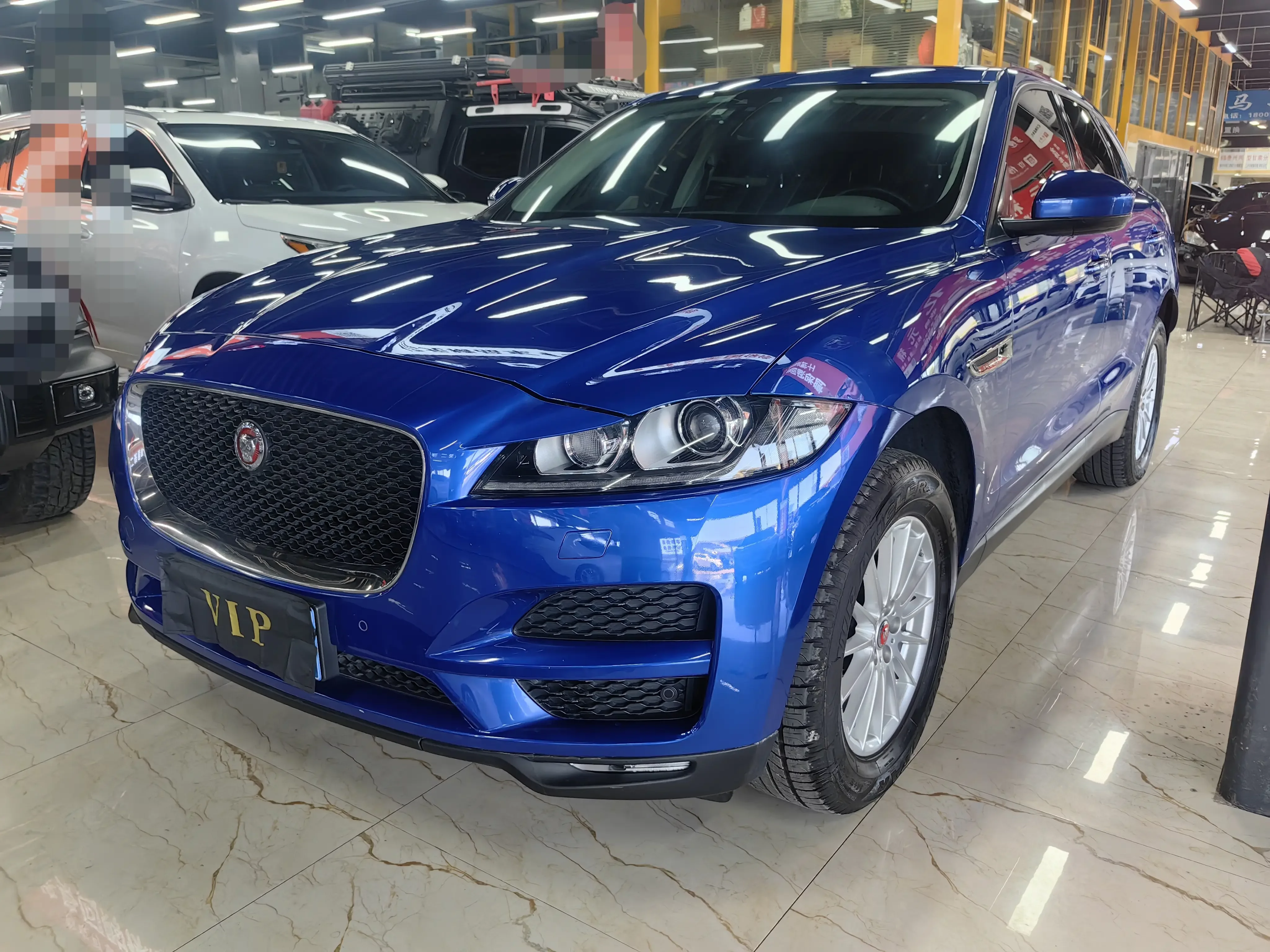 Jaguar F-PACE