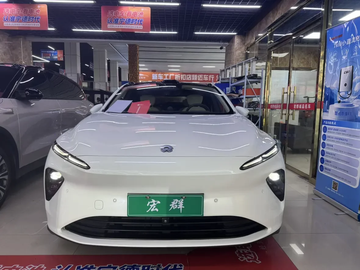 NIO ET7