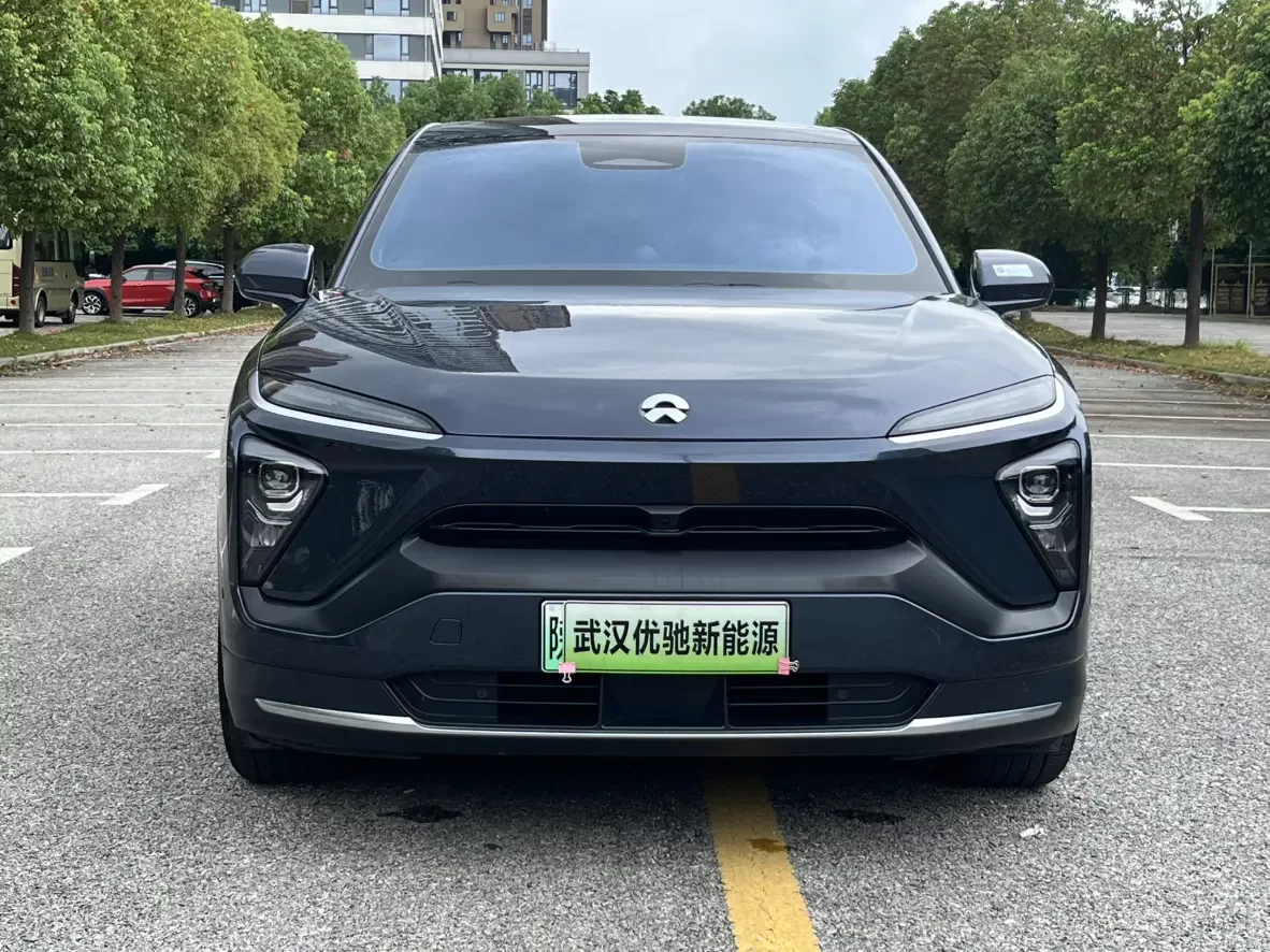 NIO EC6