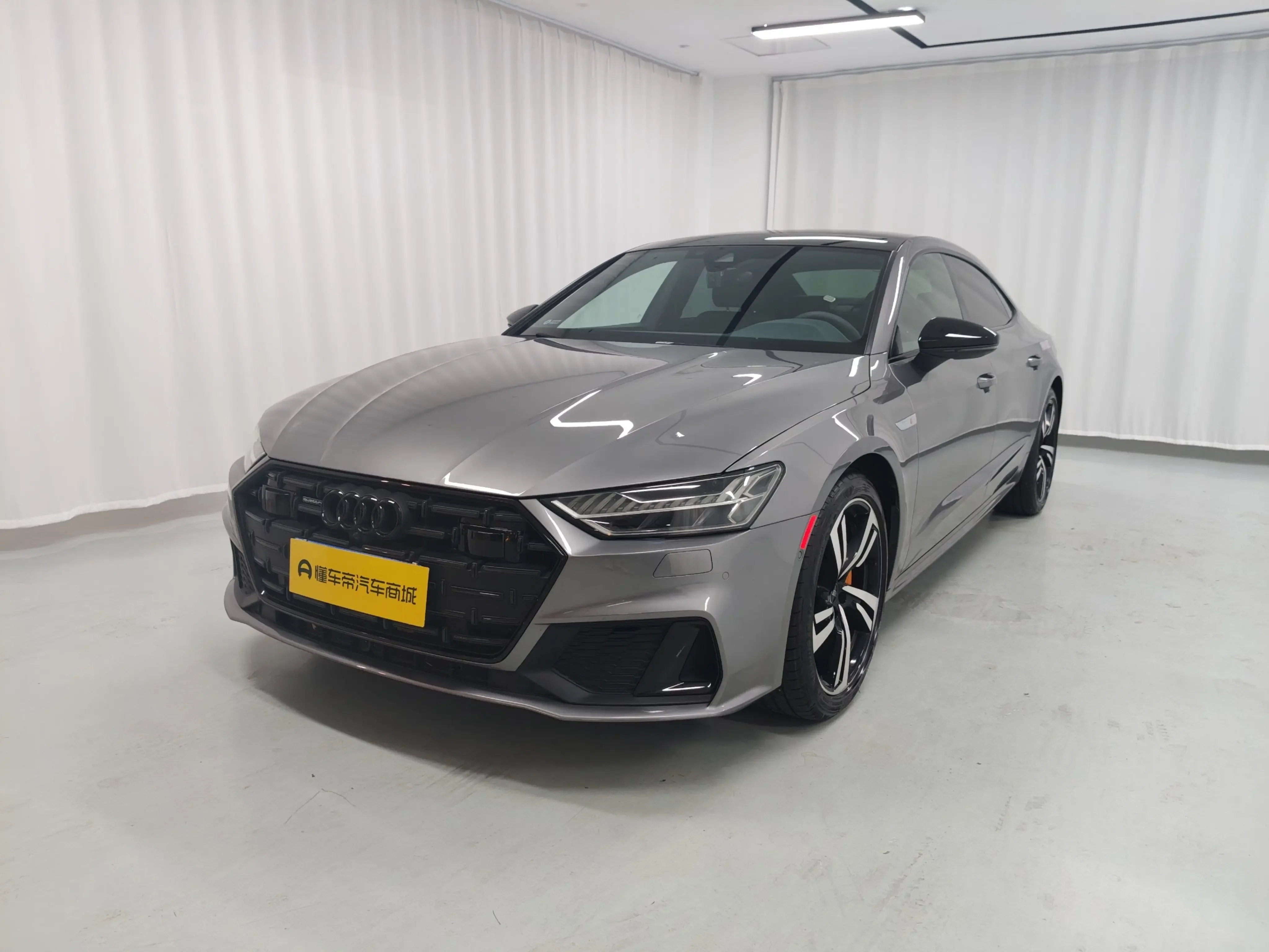 Audi A7L