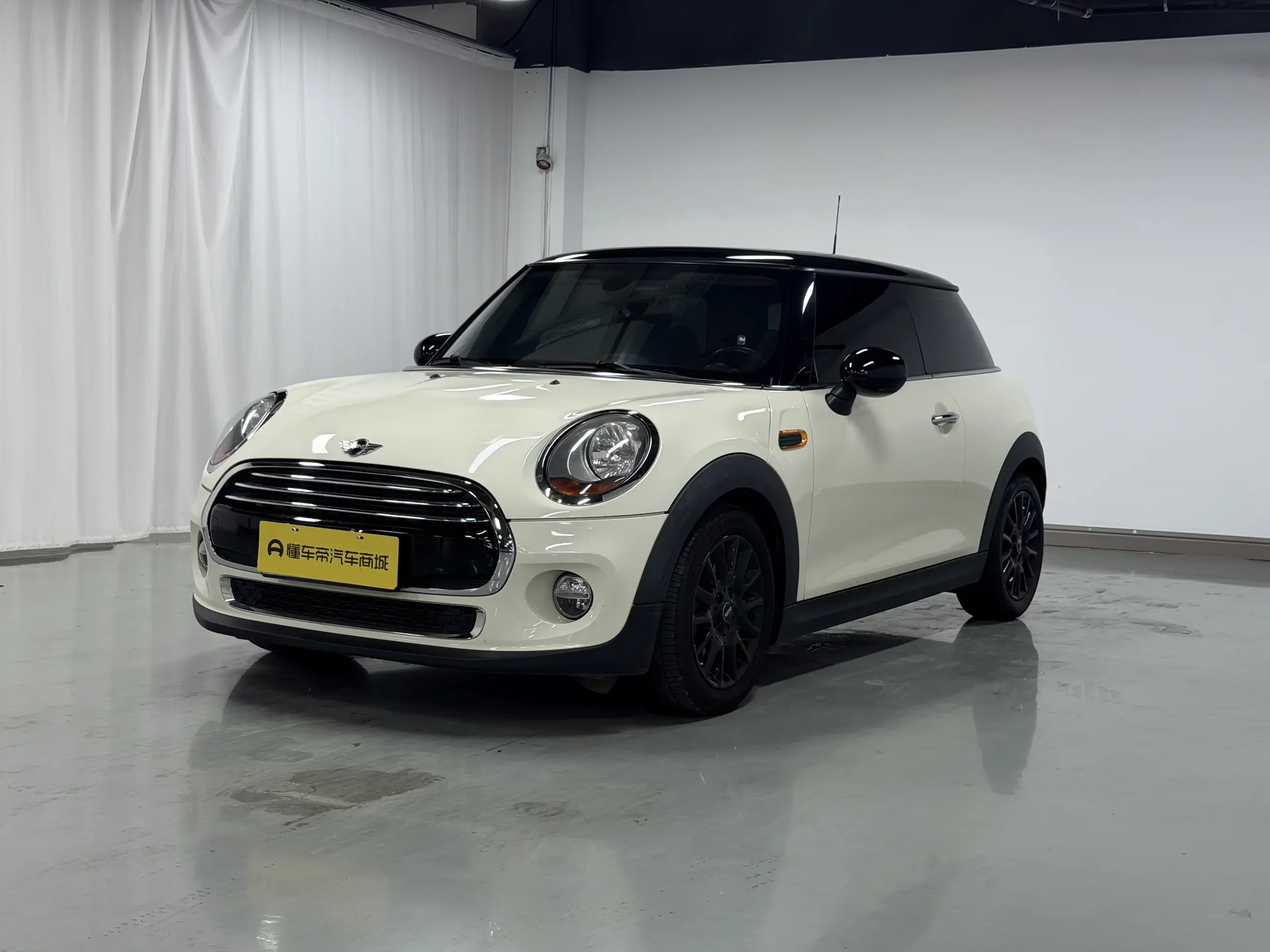 MINI 
