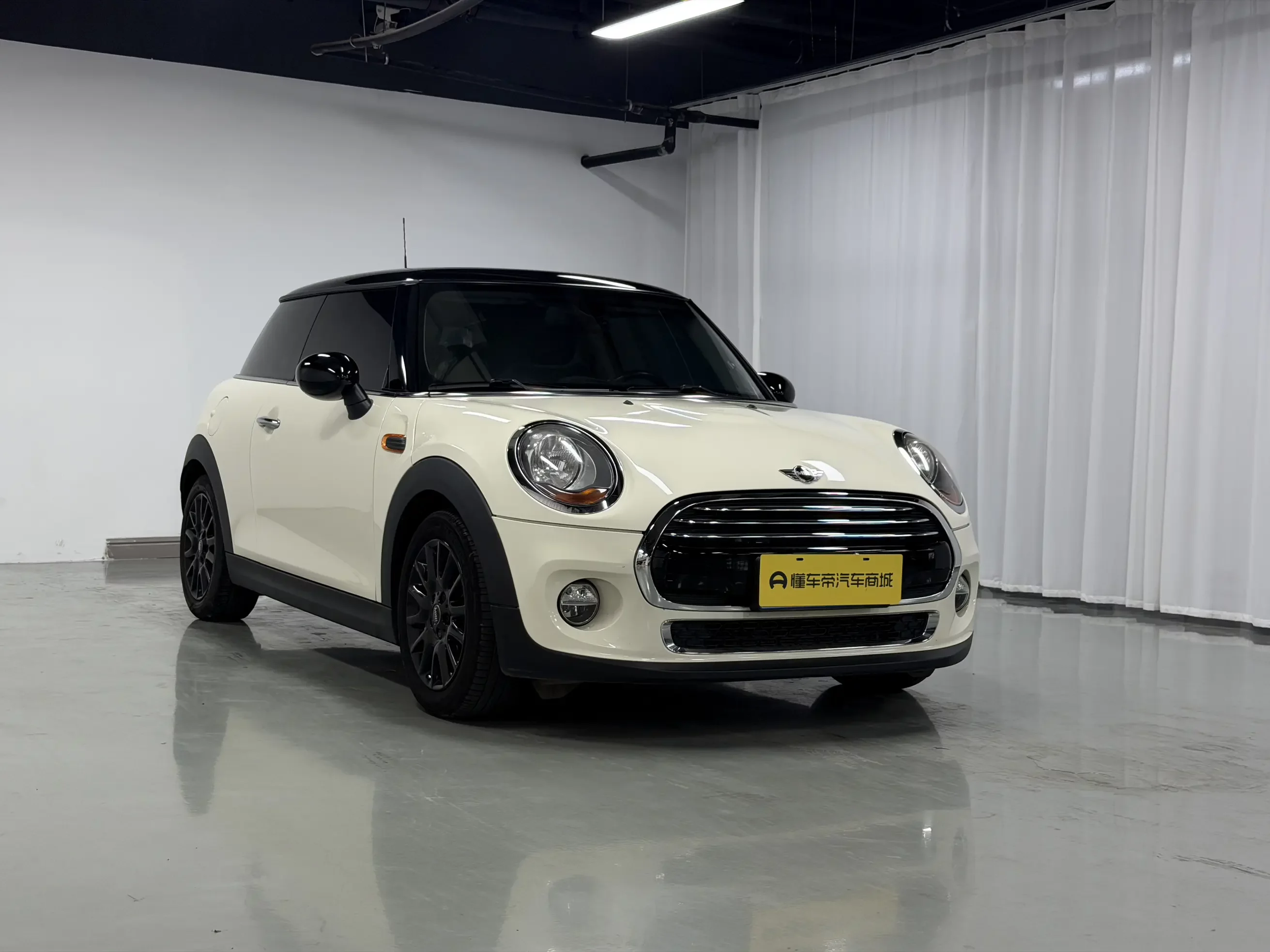 MINI 