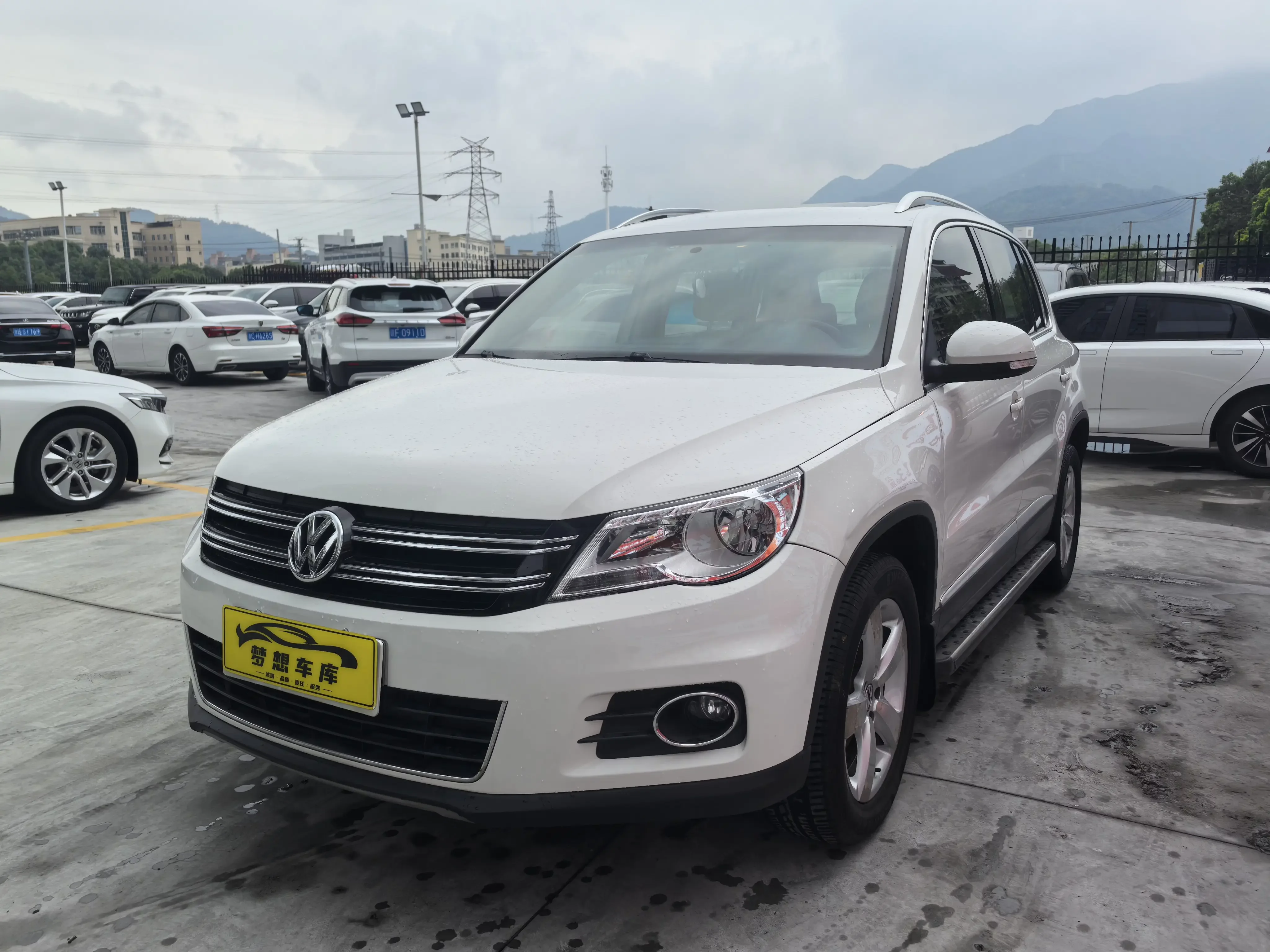 Volkswagen Tiguan