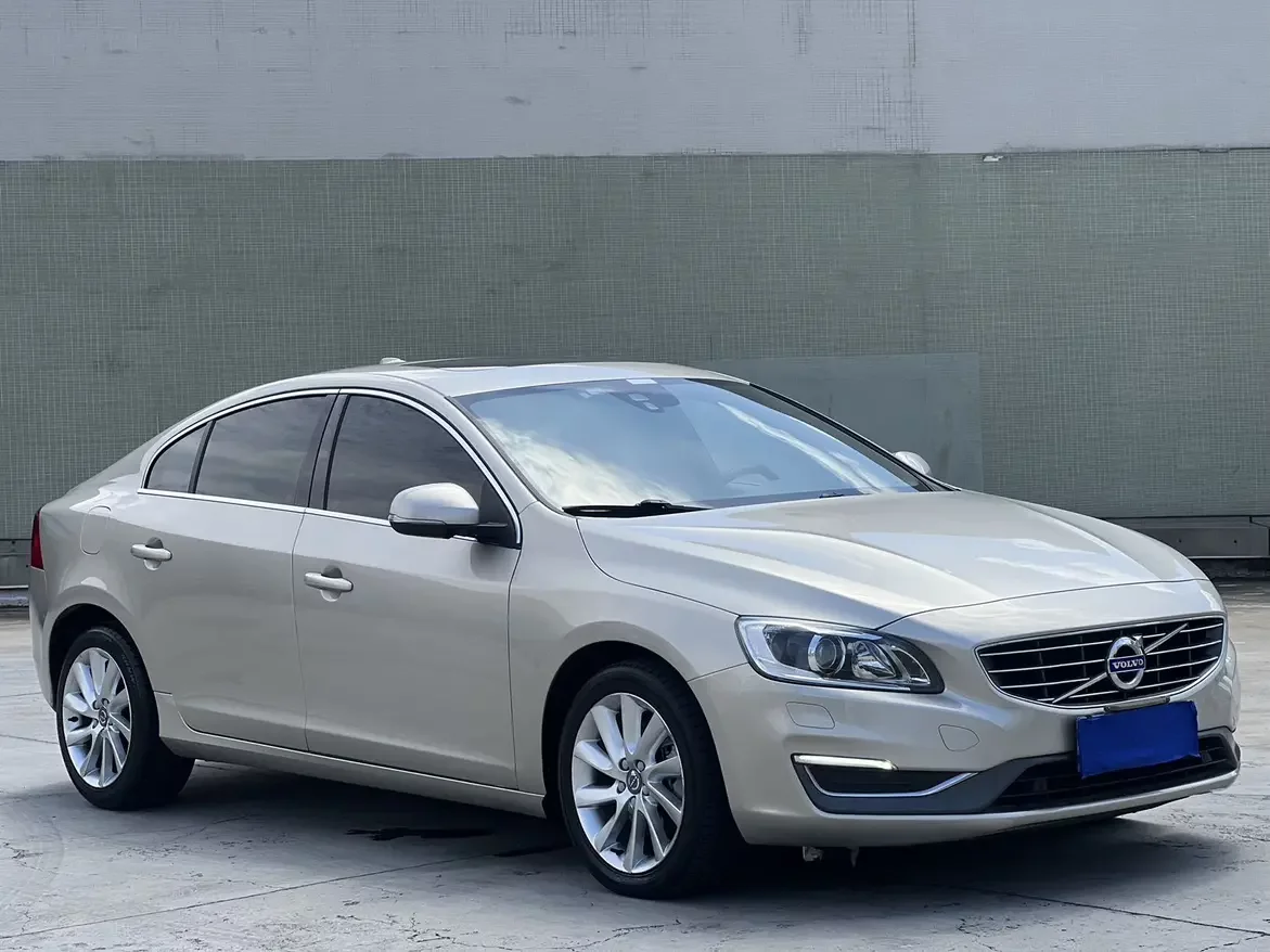 Volvo S60