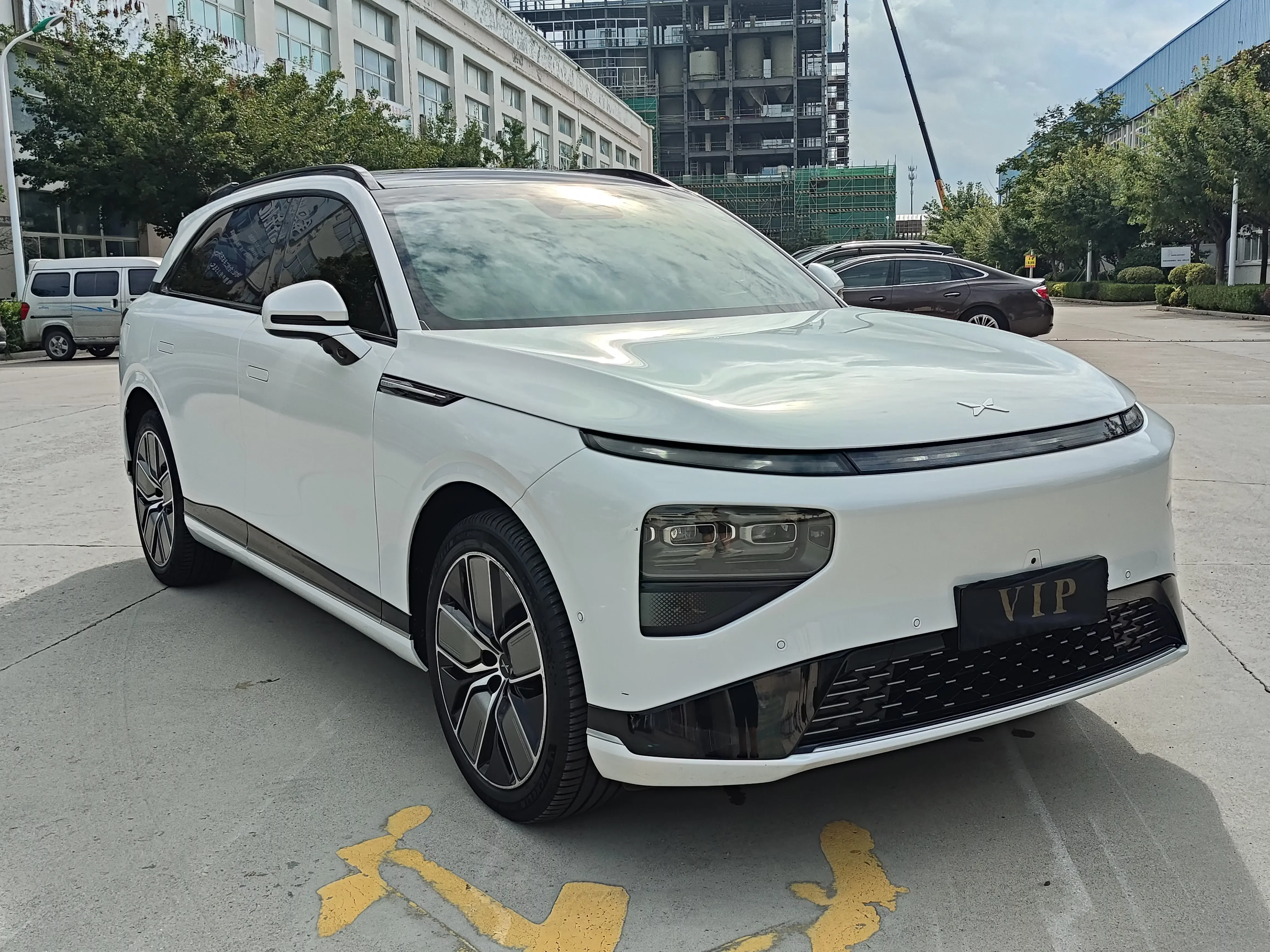 Xpeng G9