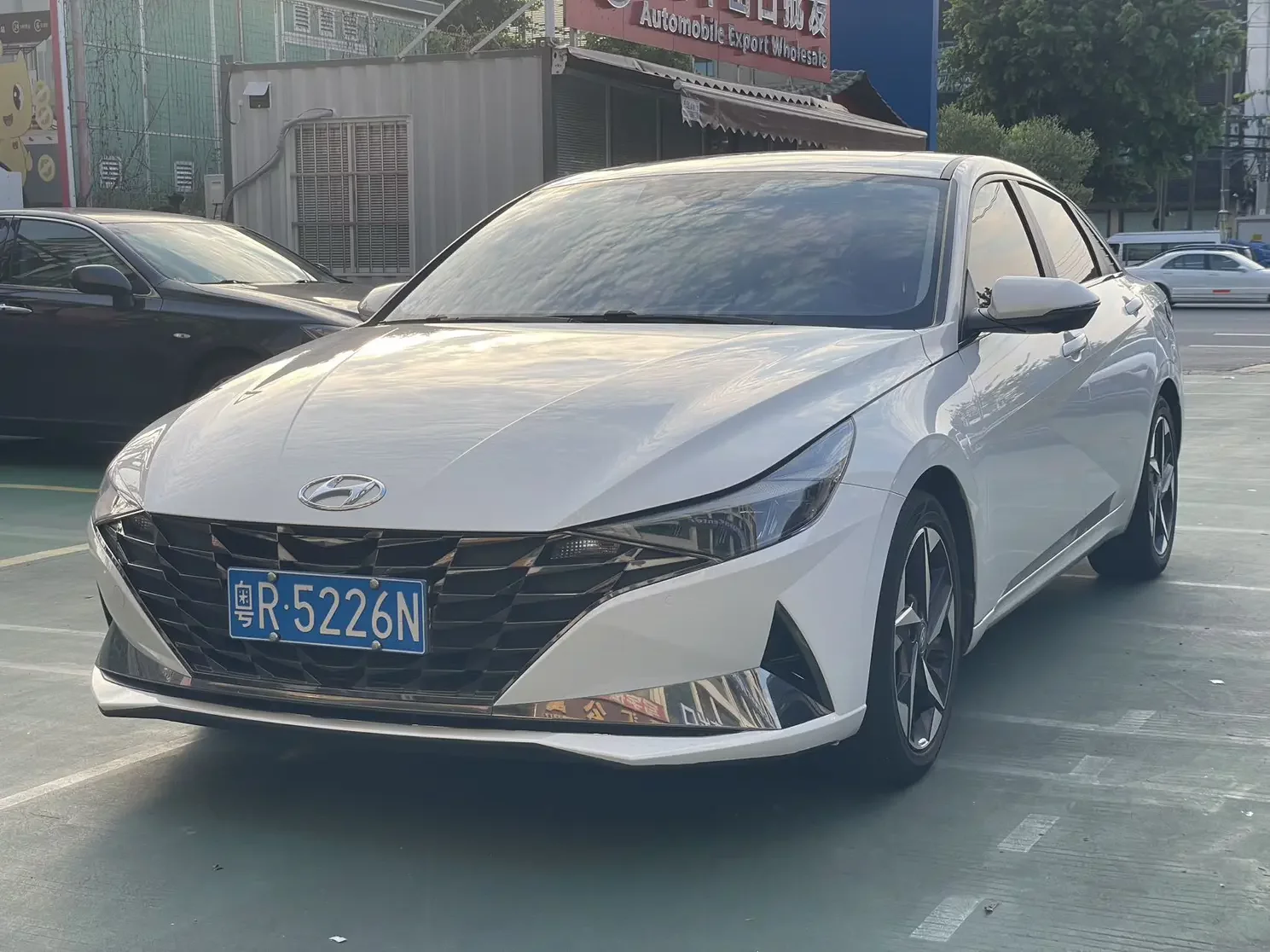 Hyundai Elantra