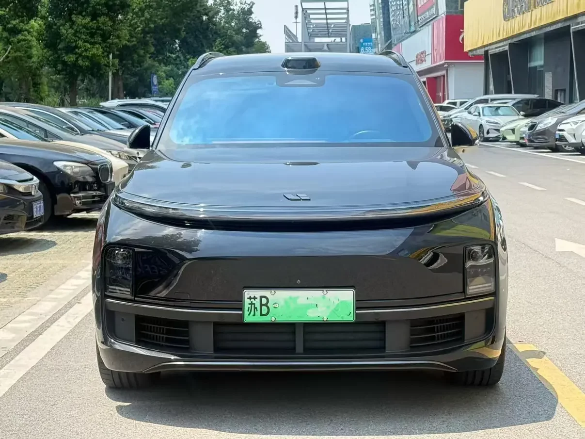 Li L9 (Ideal L9)