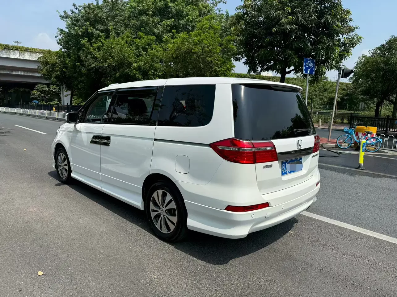 Honda Elysion (Alison)
