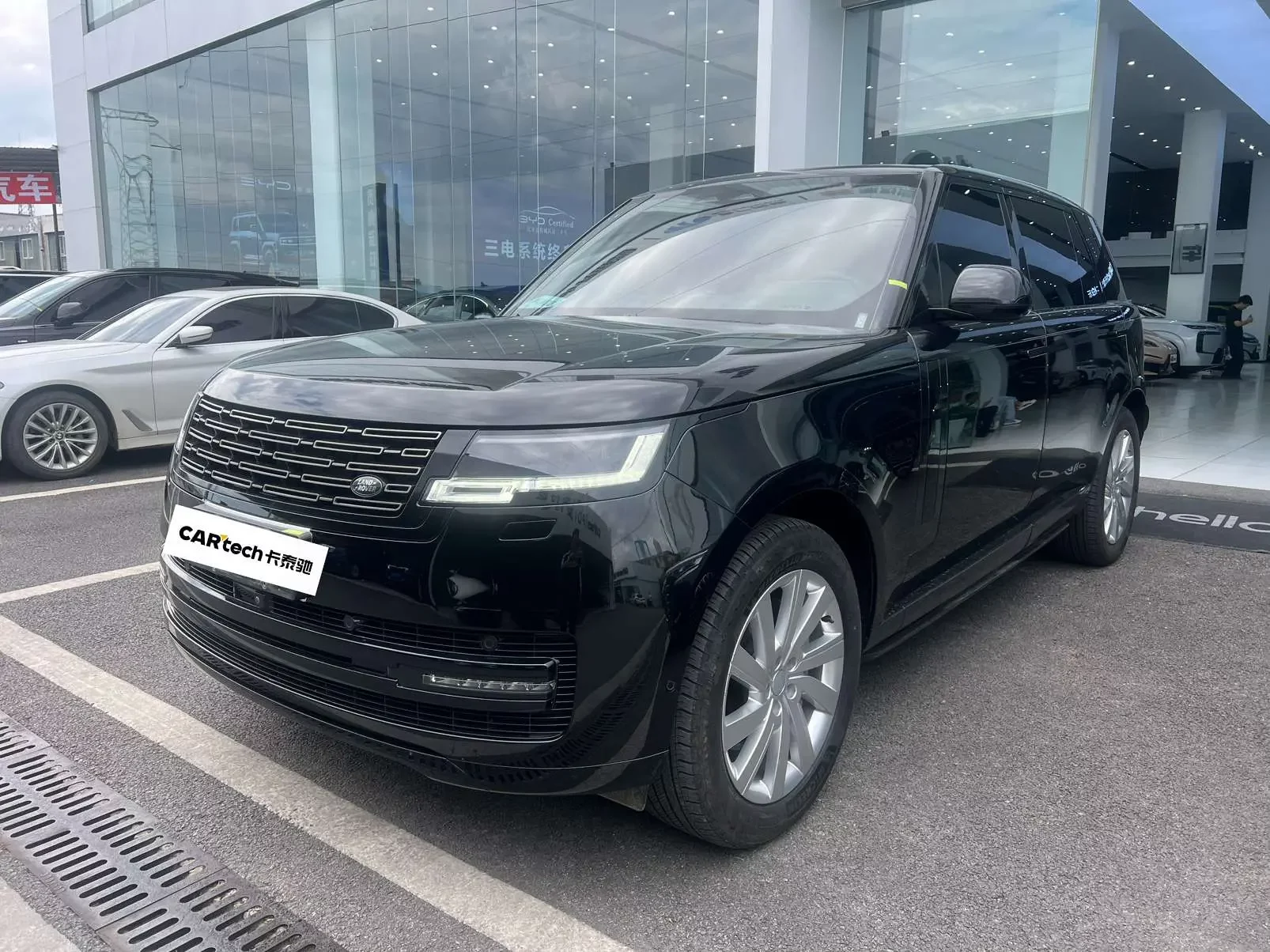 Land Rover range rover