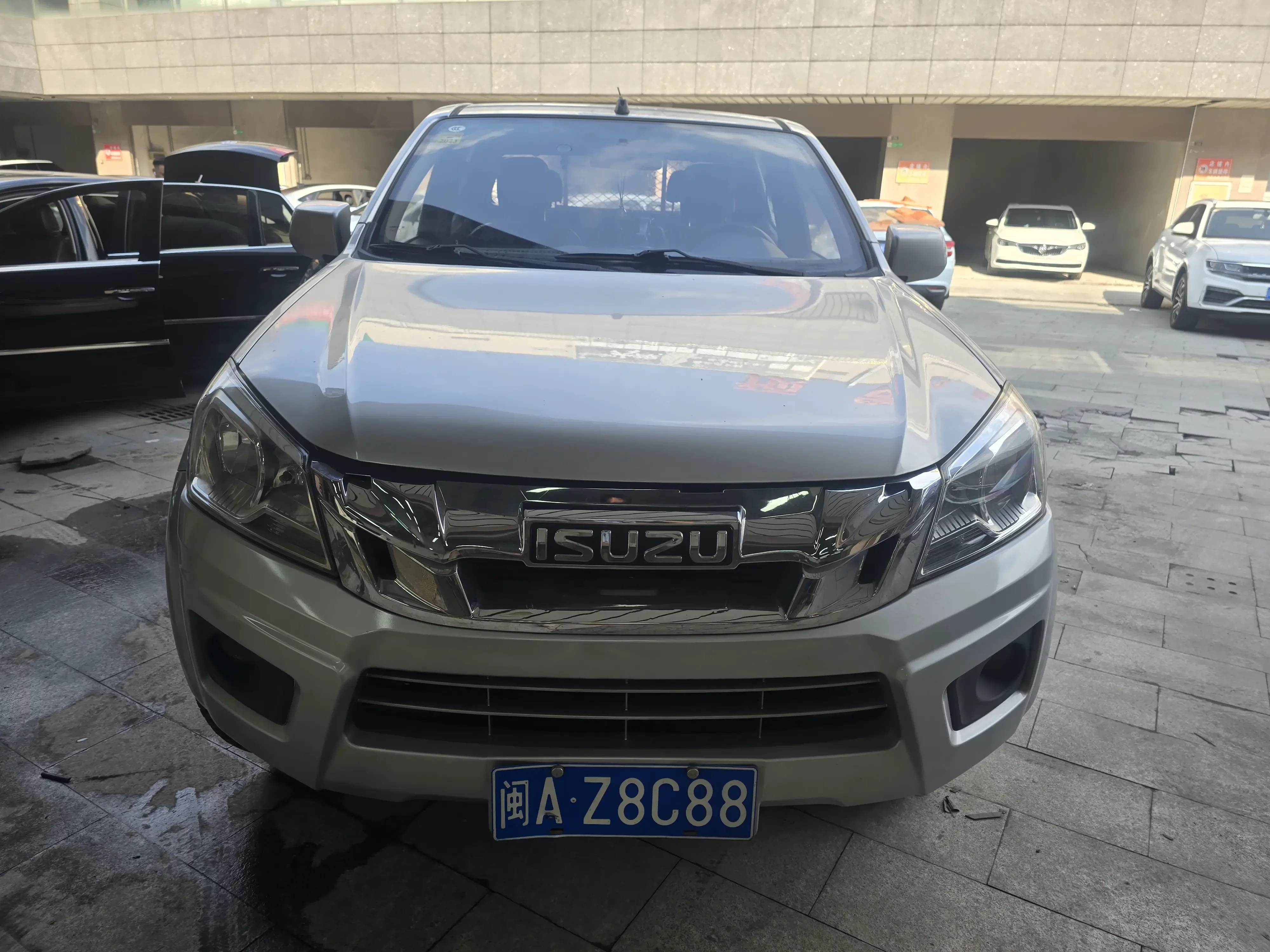 Isuzu RE-MAX