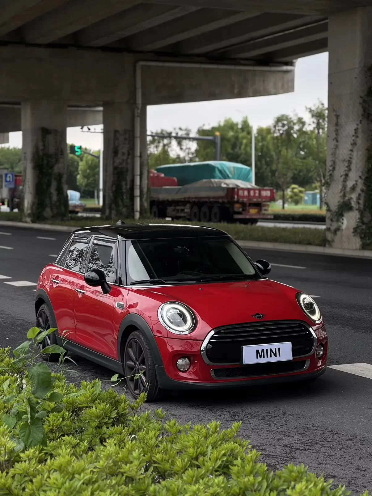 MINI 
