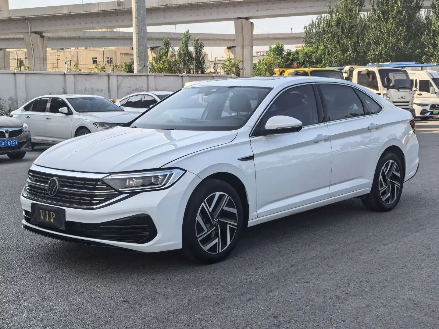 Volkswagen Sagitar