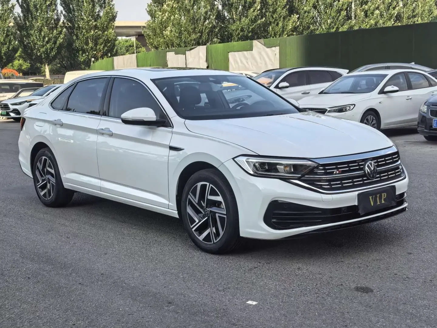 Volkswagen Sagitar