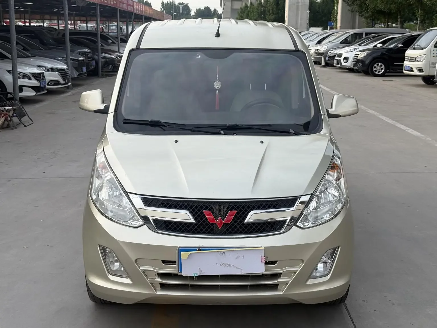 Wuling Rongguang V
