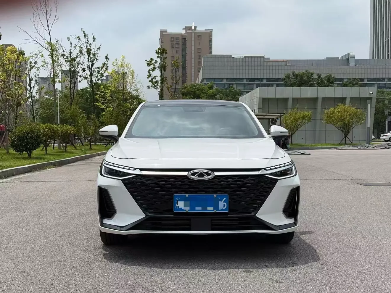 Chery Arrizo 8