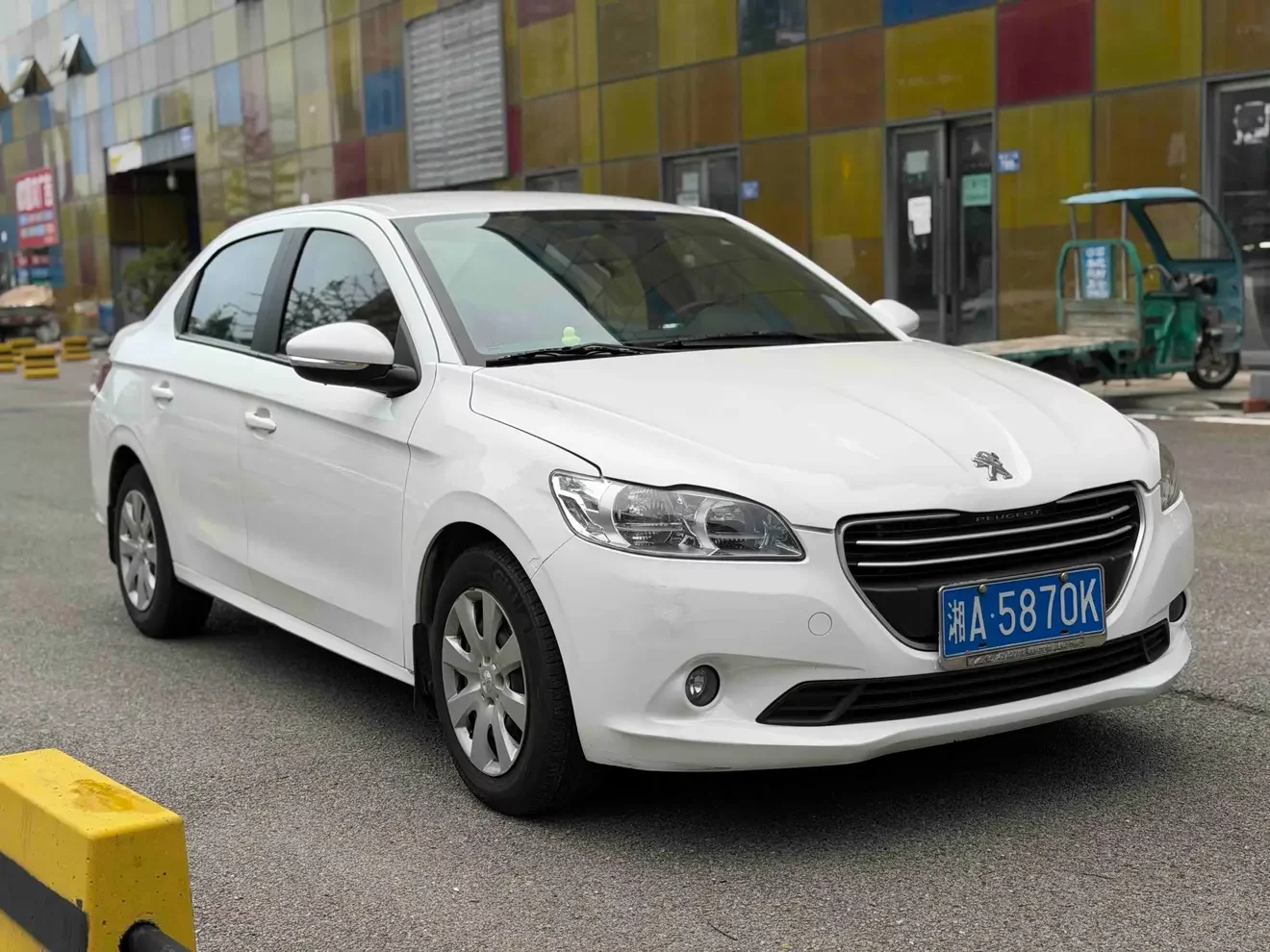 Peugeot 301