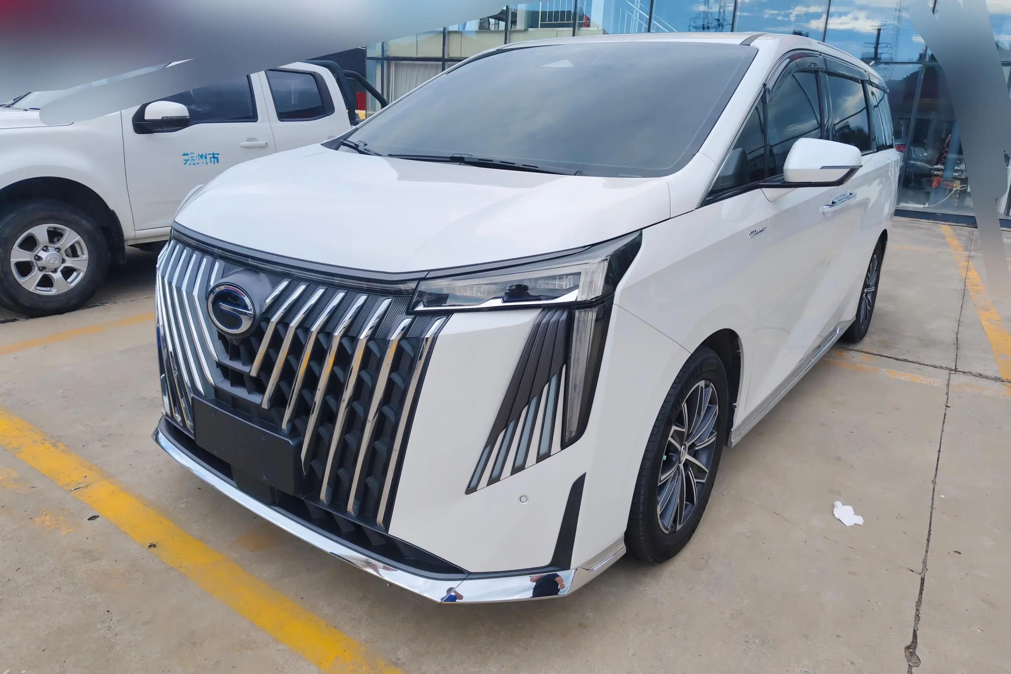 GAC Trumpchi M8