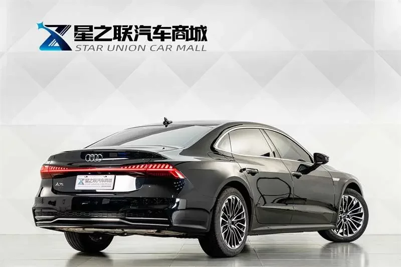 Audi A7L