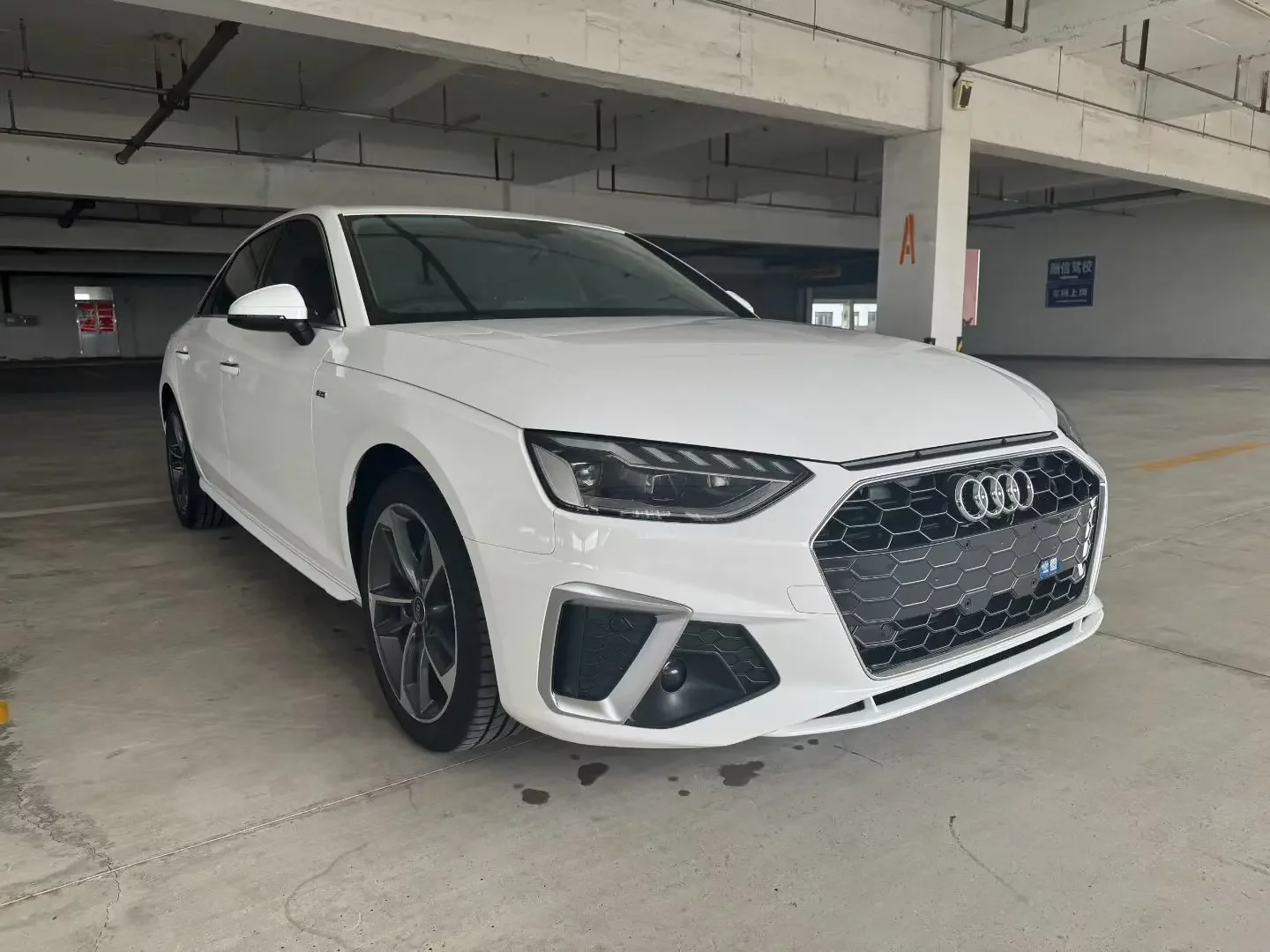 Audi A4L
