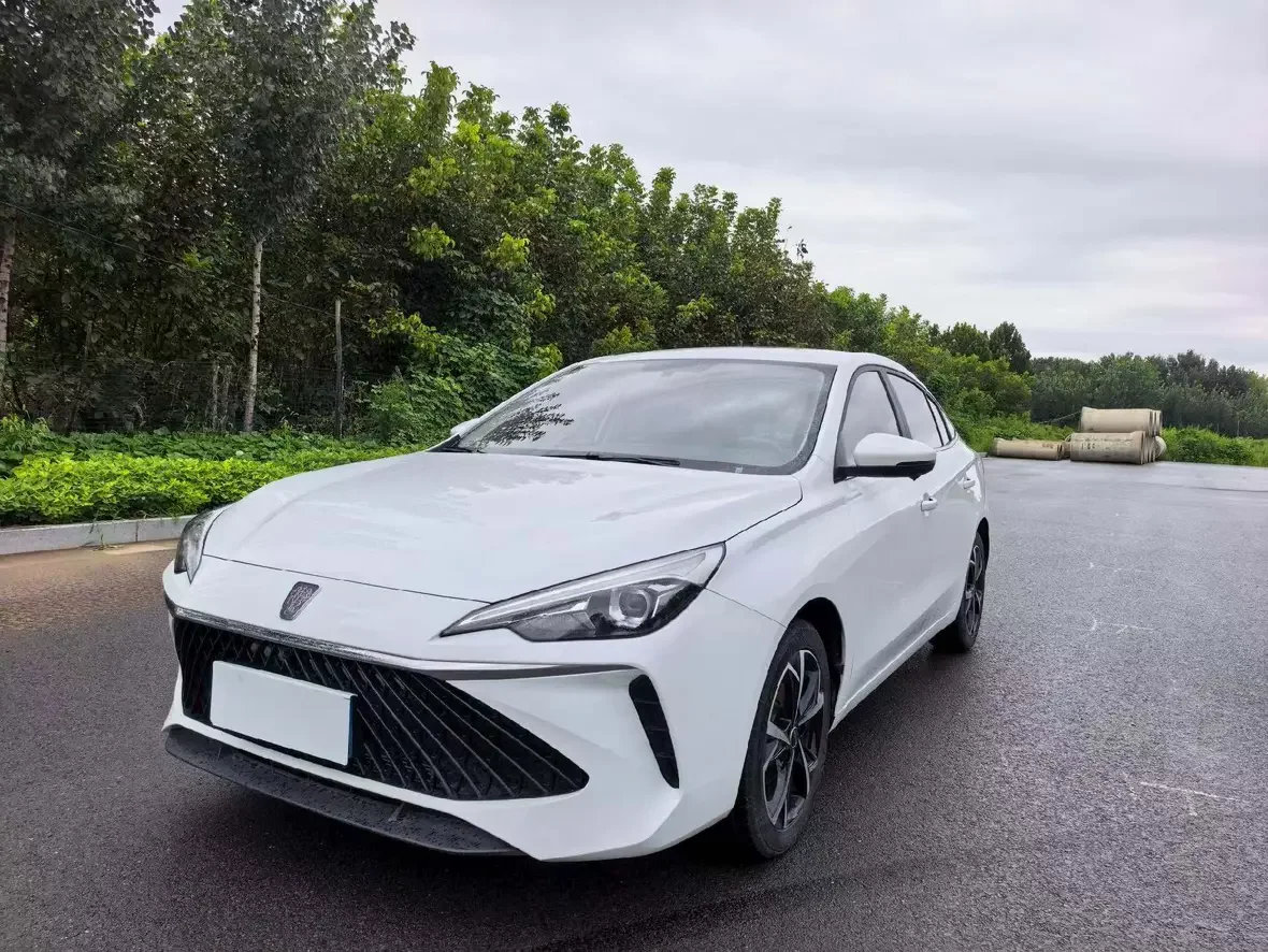Roewe i5