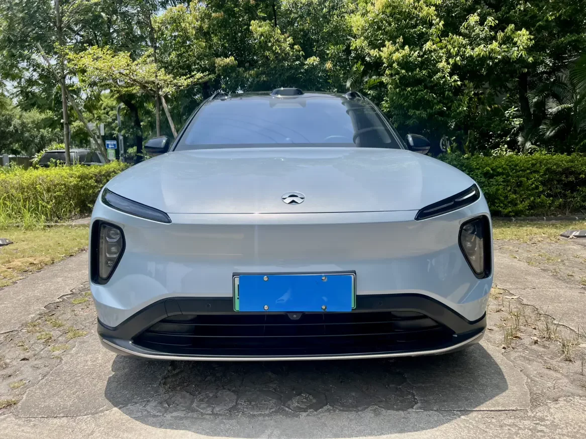 NIO ES6