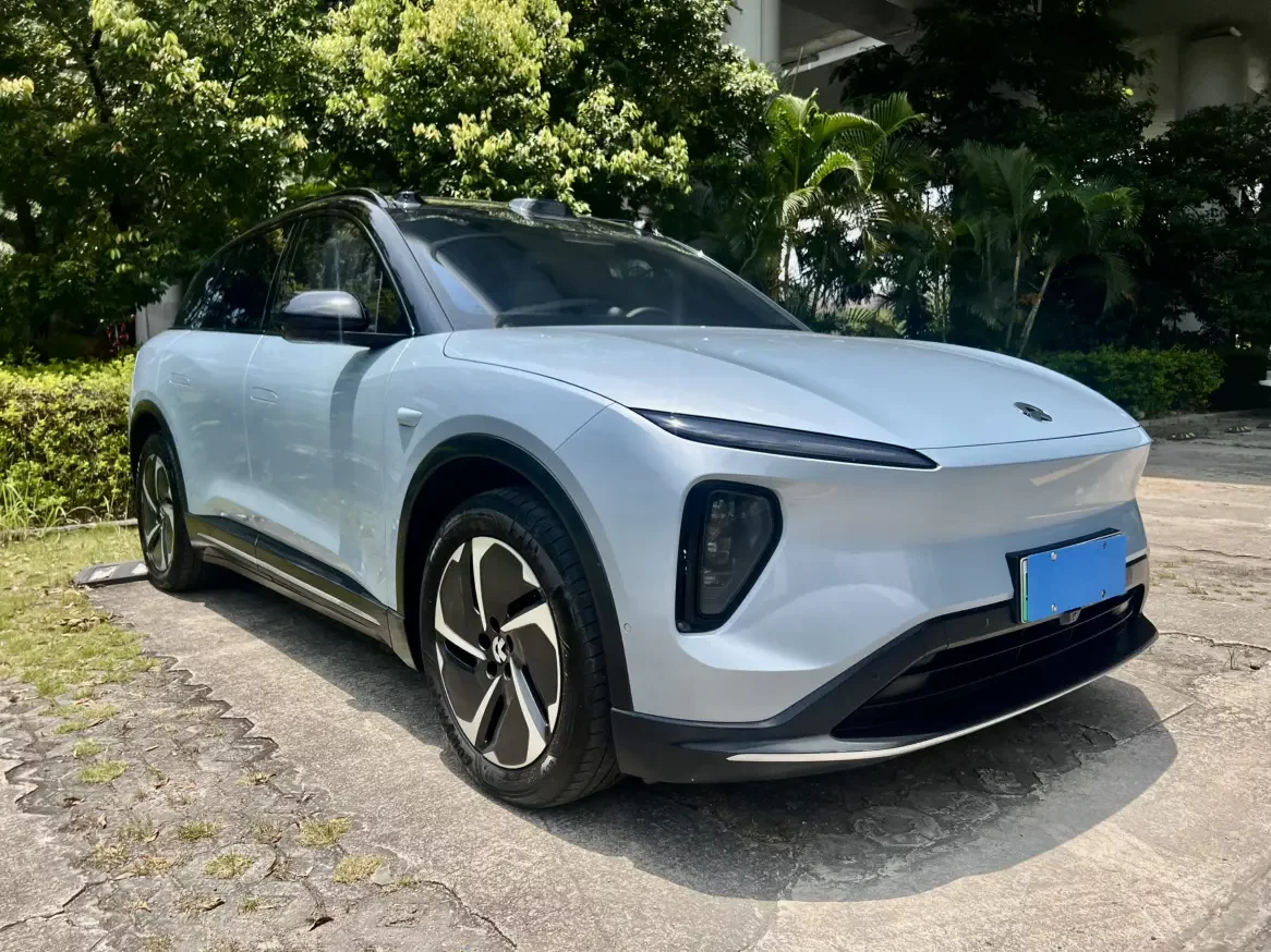 NIO ES6
