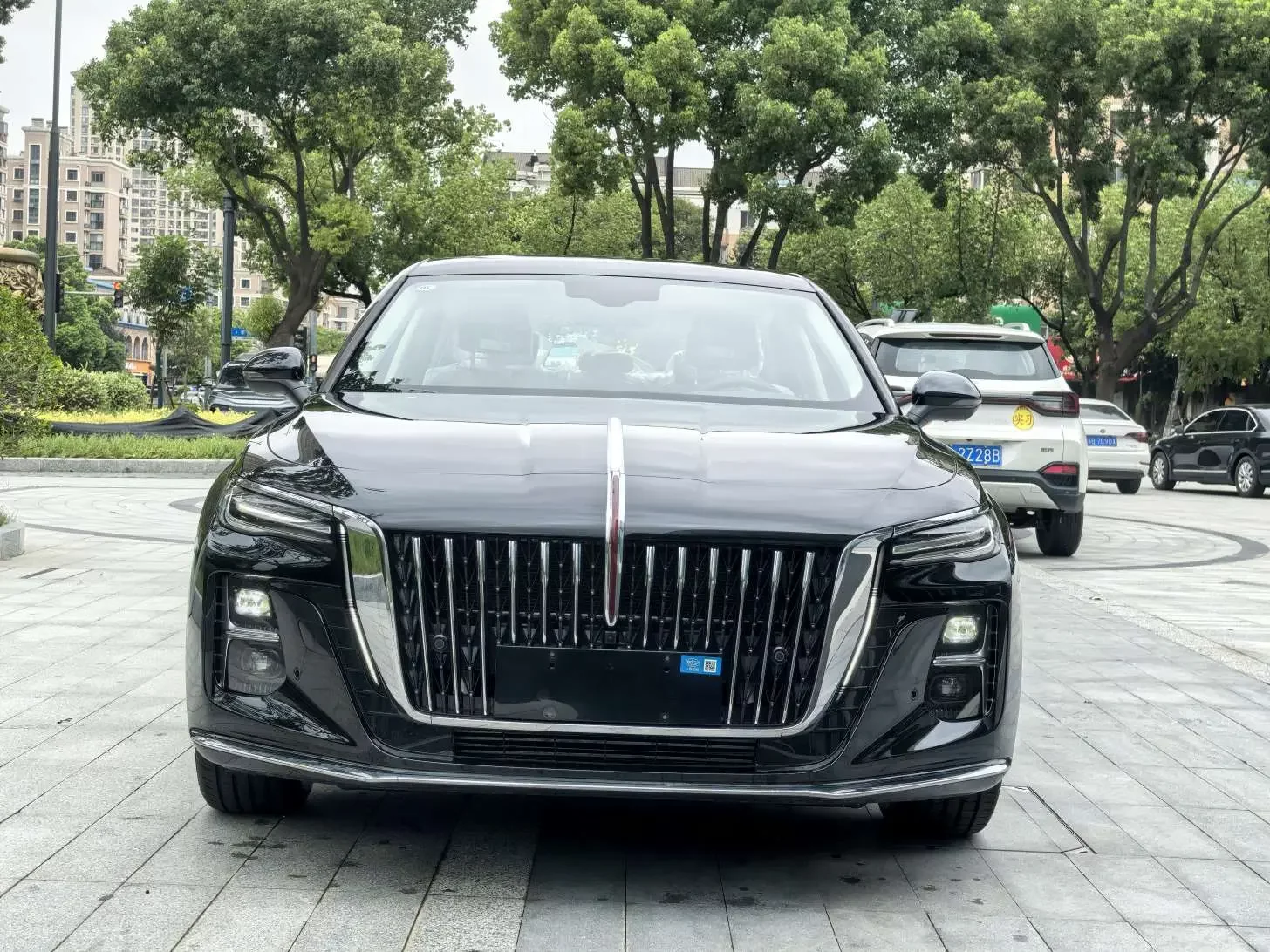 Hongqi H5