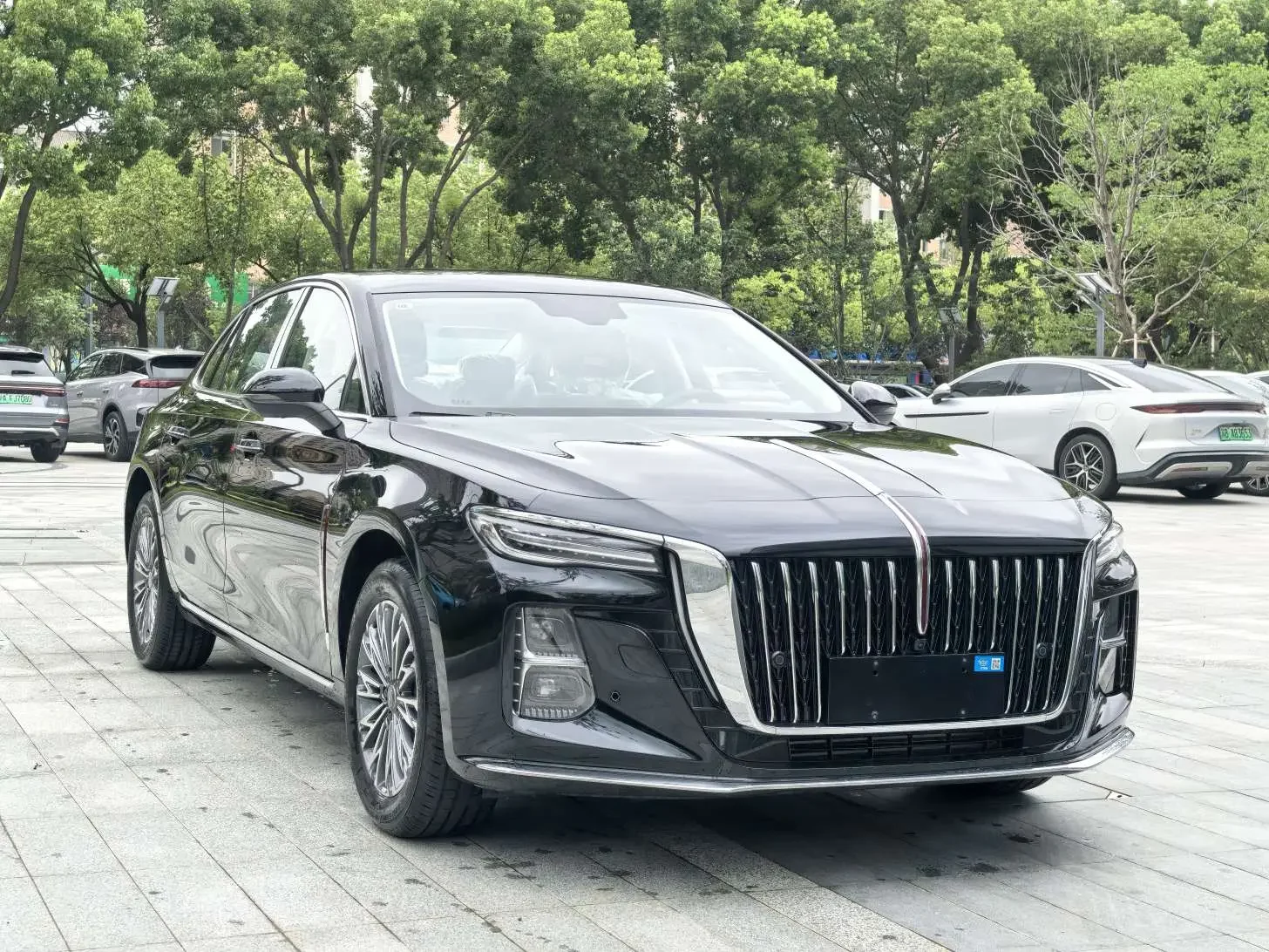 Hongqi H5